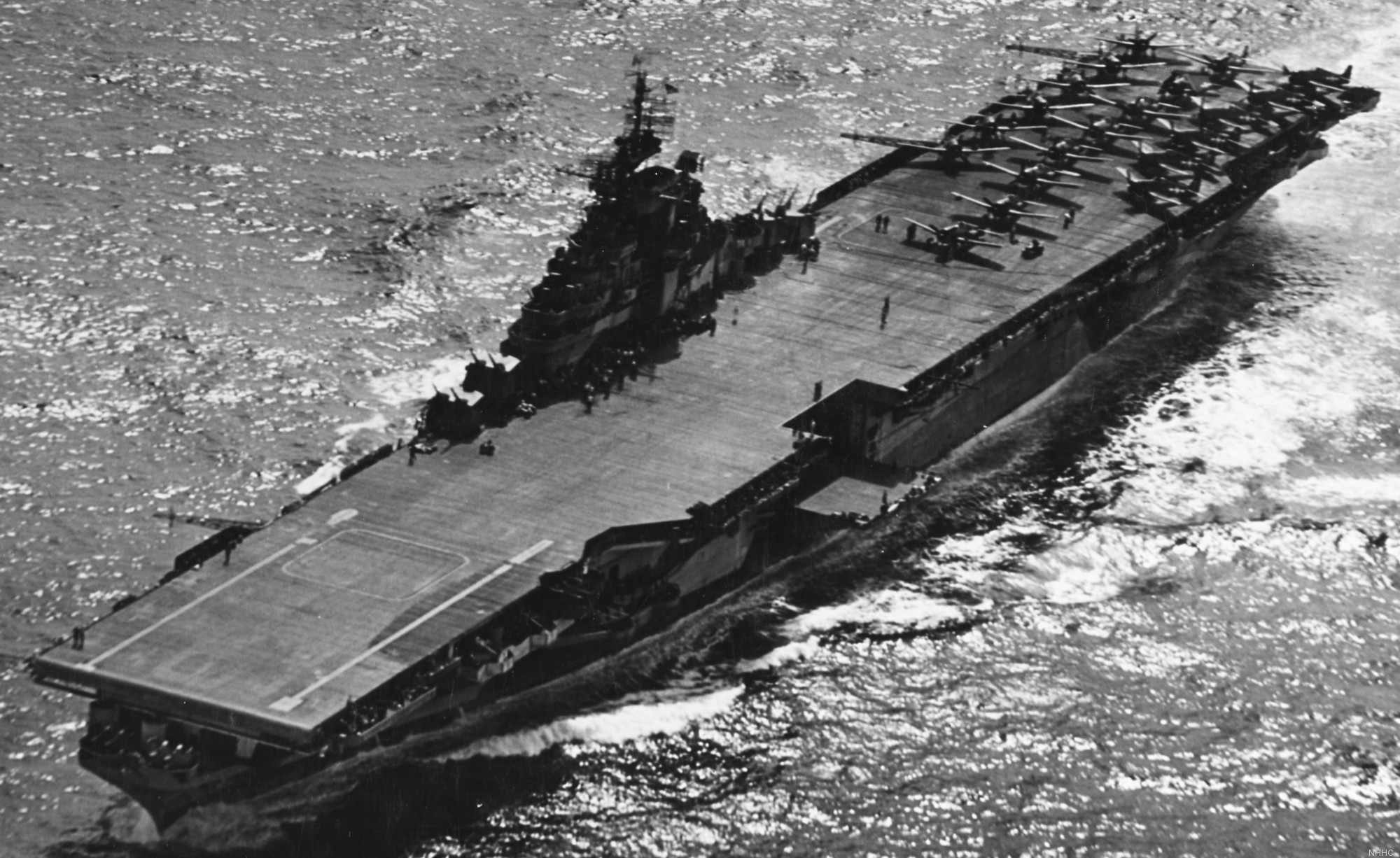 cva-19 uss hancock cv essex class aircraft carrier 08a