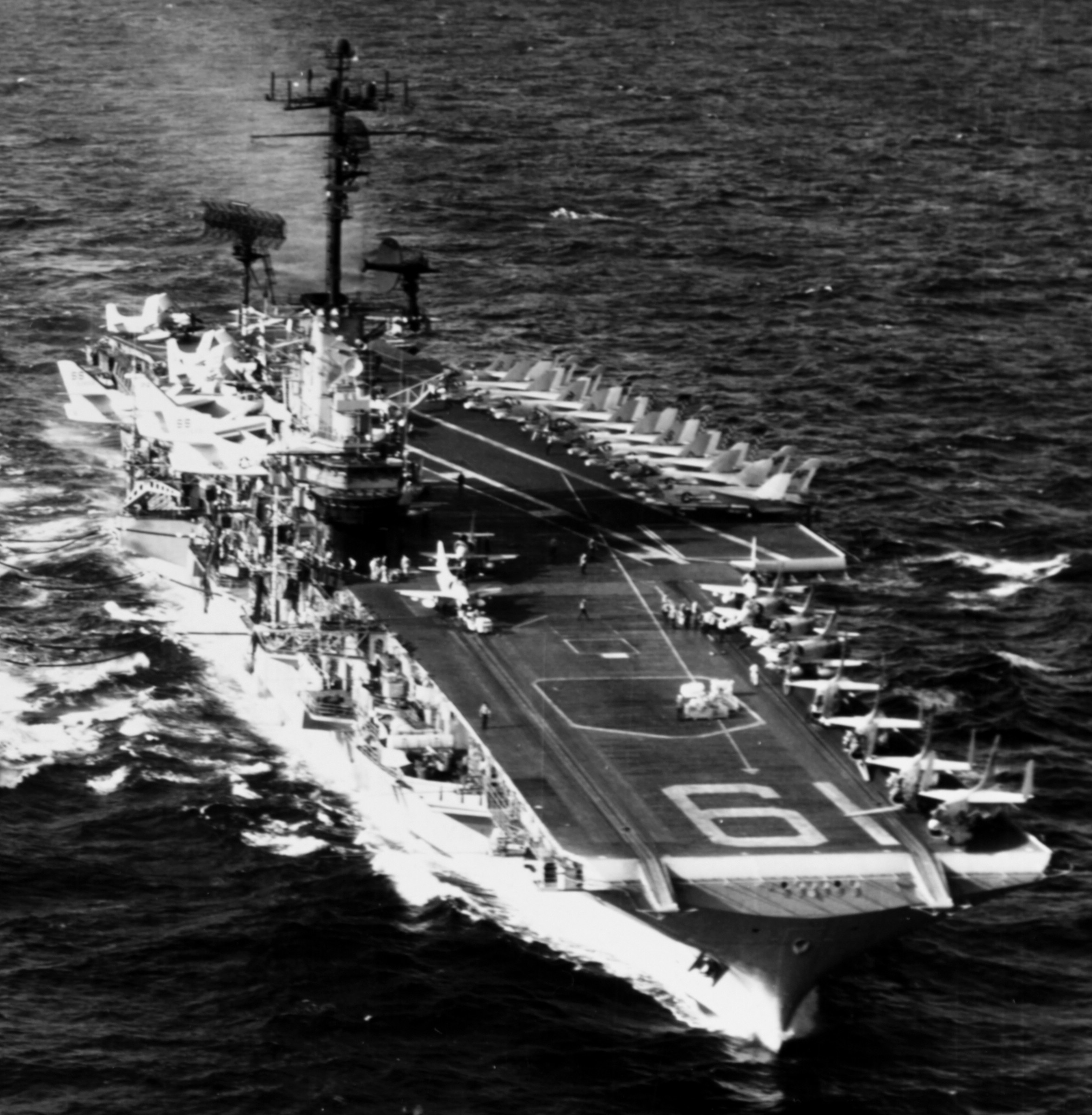 cva-19 uss hancock cv essex class aircraft carrier air wing cvw-21 us navy 22 vietnam war