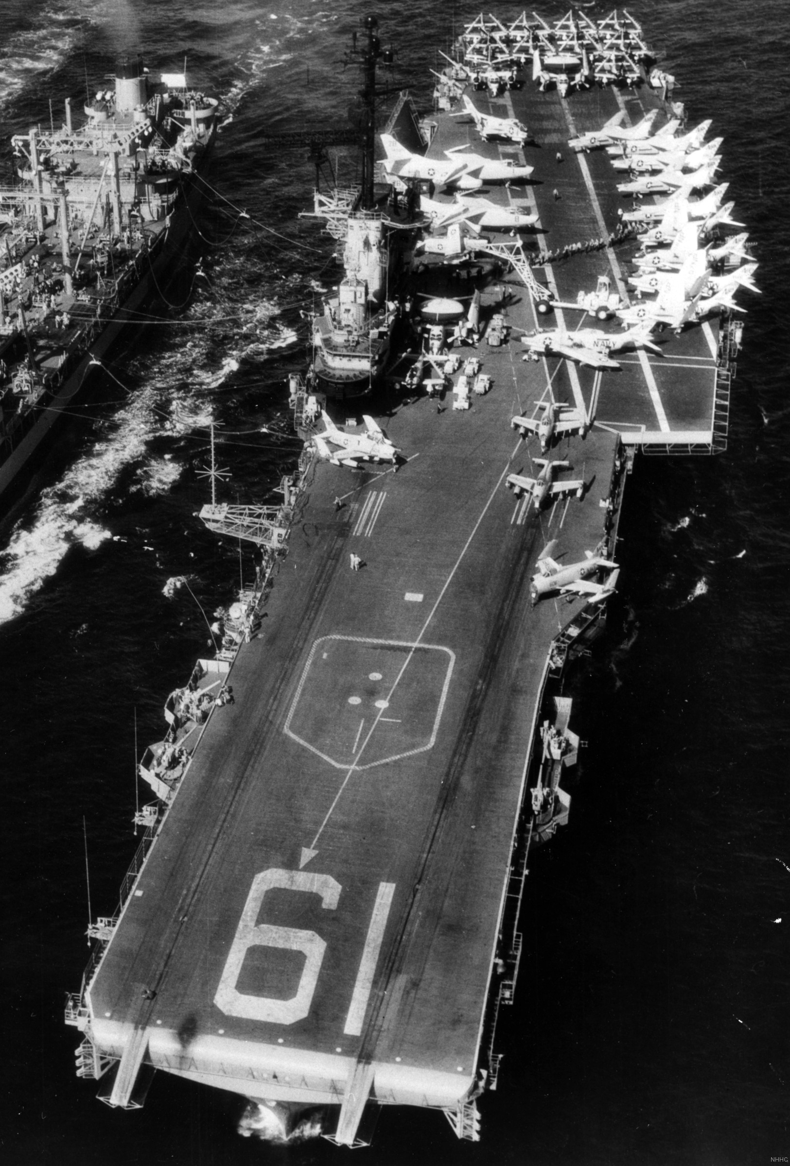 cva-19 uss hancock cv essex class aircraft carrier air group cvg-21 us navy 25a