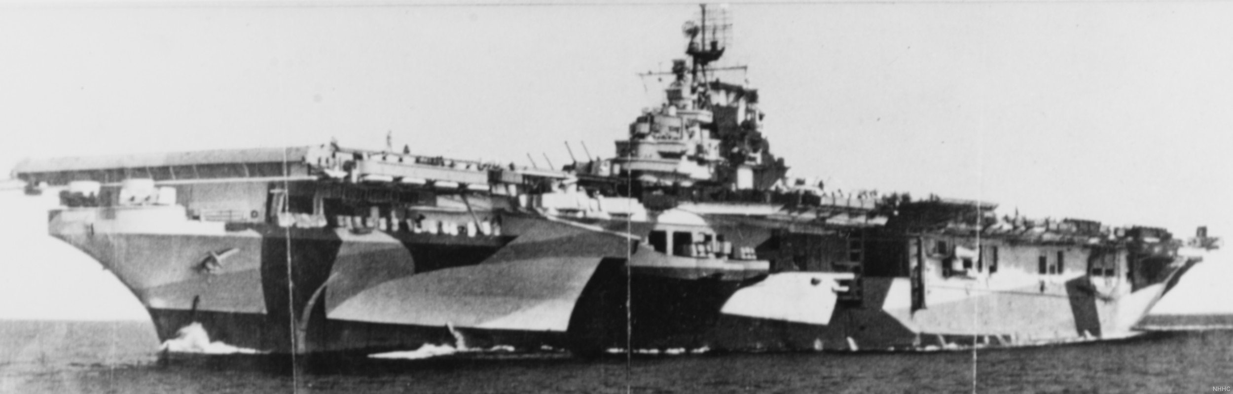 cva-19 uss hancock cv essex class aircraft carrier 45 camouflage measure 32 design 3a