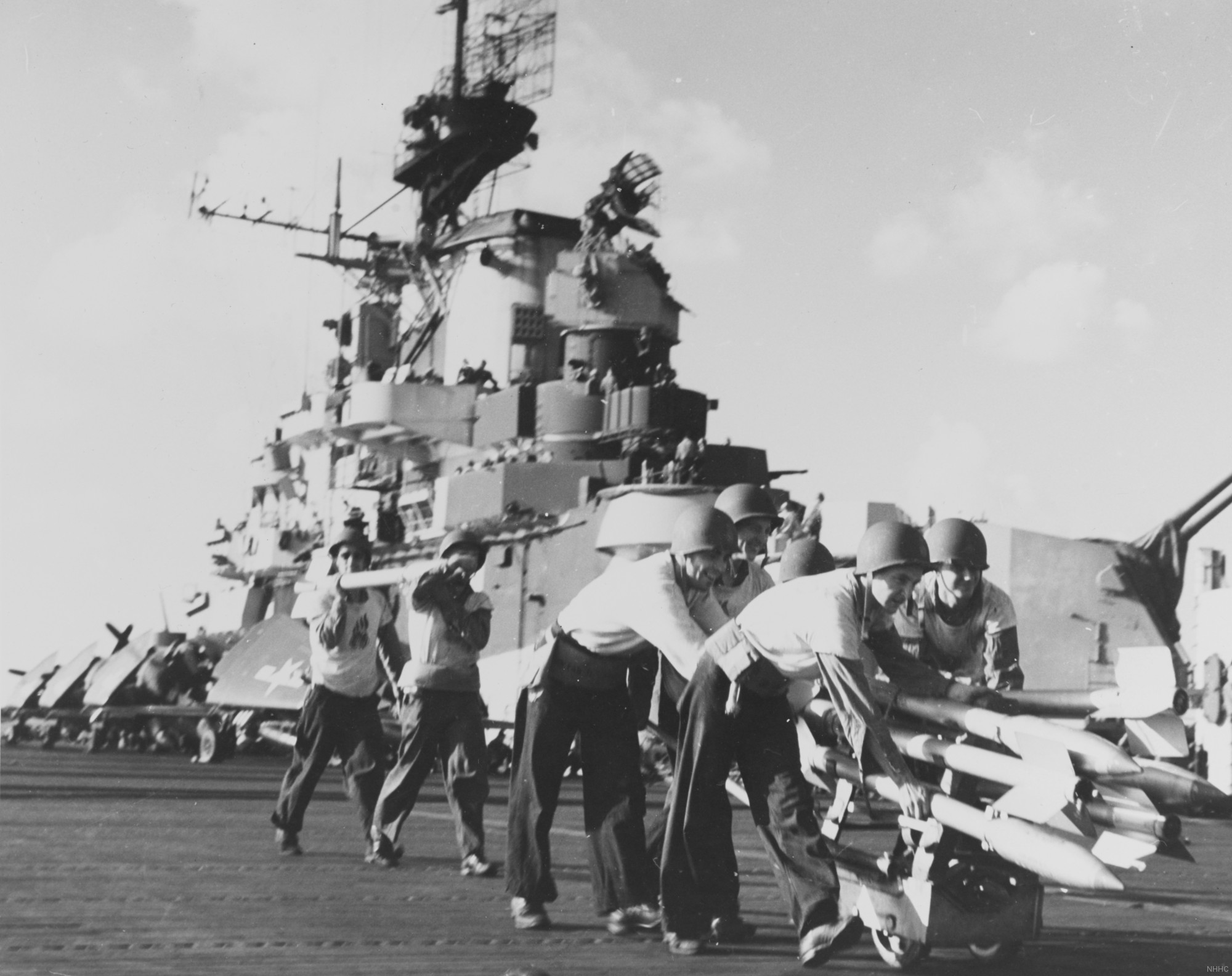 cva-19 uss hancock cv essex class aircraft carrier 48 1944