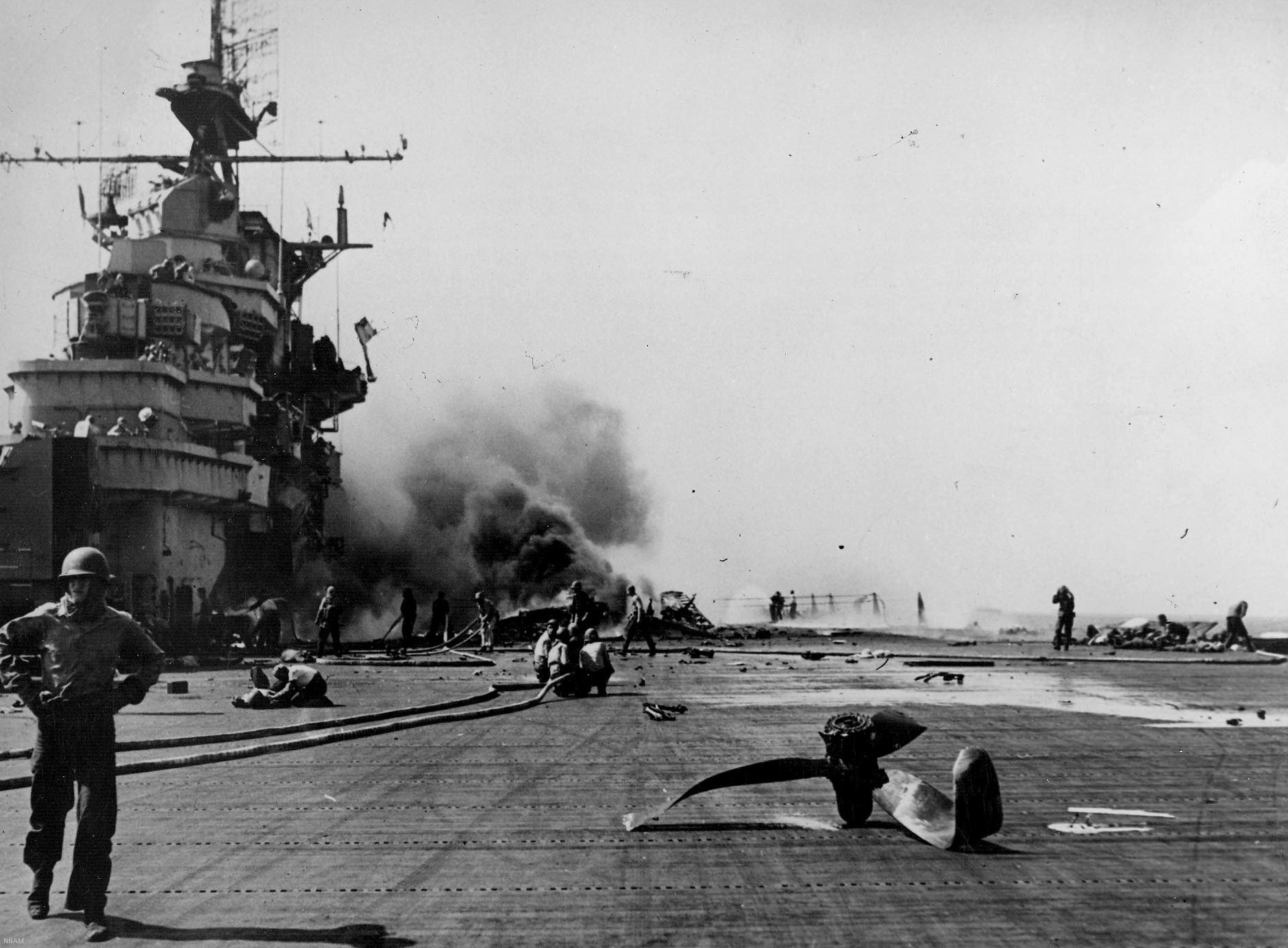 cva-19 uss hancock cv essex class aircraft carrier 55 flight deck explosion fire