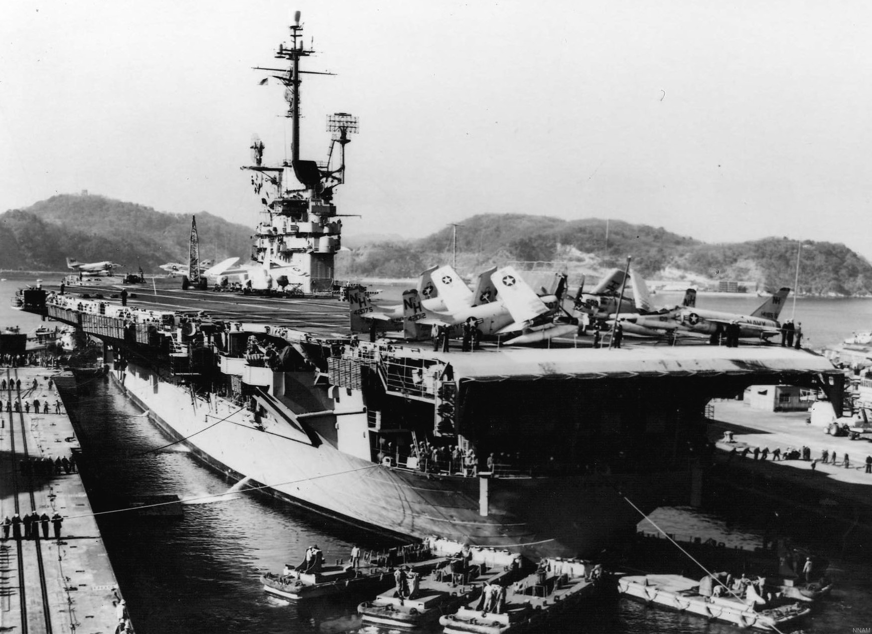 cva-19 uss hancock cv essex class aircraft carrier air group cvg-11 us navy 75 yokosuka japan