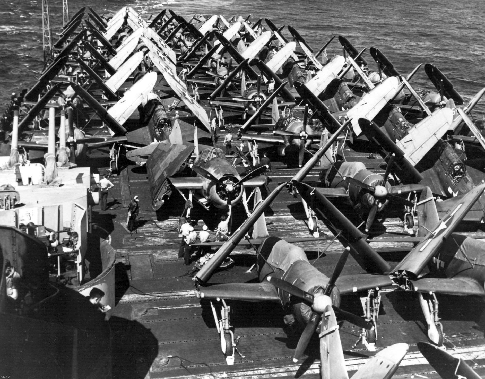 cva-19 uss hancock cv essex class aircraft carrier air group cvg-7 1944