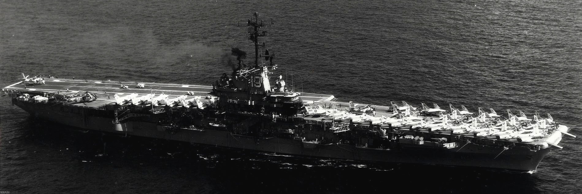 cva-19 uss hancock cv essex class aircraft carrier air wing cvw-21 us navy 94 off vietnam