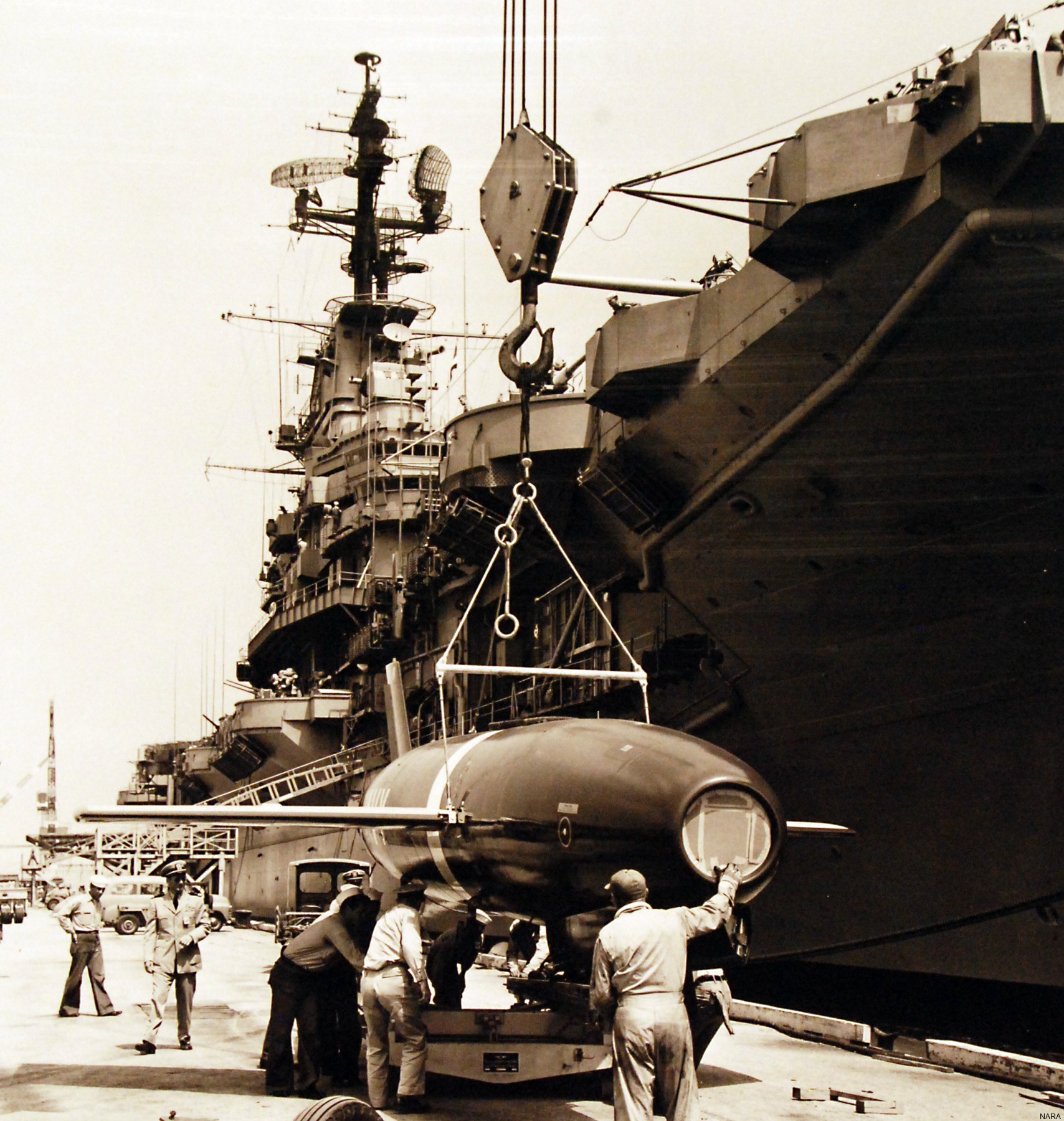 cva-19 uss hancock cv essex class aircraft carrier 114 xssm-8 regulus missile