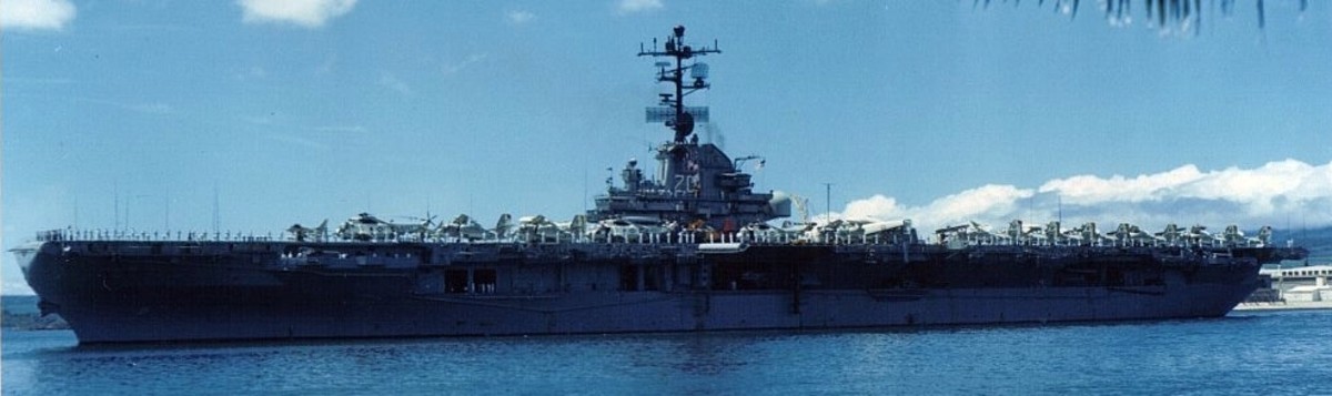 cvs-20 uss bennington essex class aircraft carrier navy 09 pearl harbor hawaii