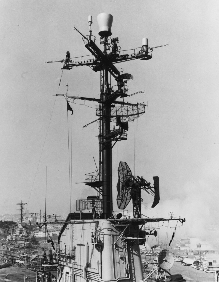 cva-20 uss bennington essex class aircraft carrier navy 15 scb-27a conversion antenna details