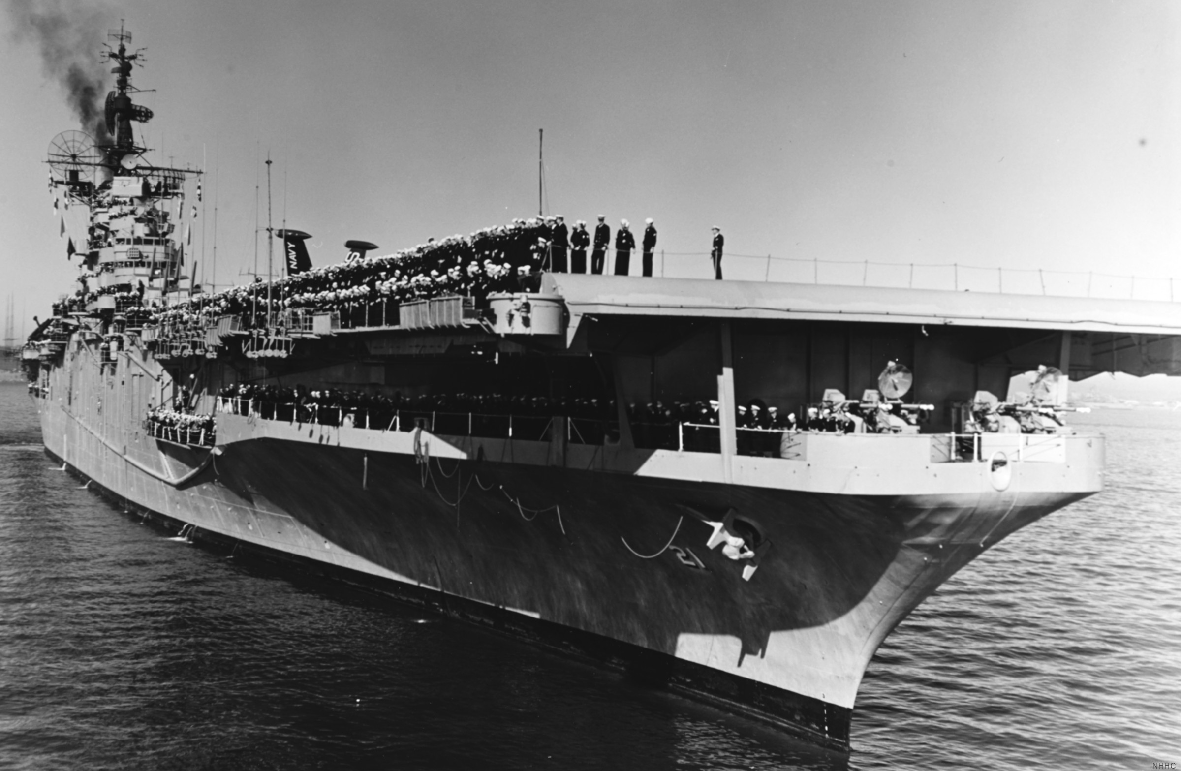 cva-21 uss boxer essex class aircraft carrier air group cvg 14