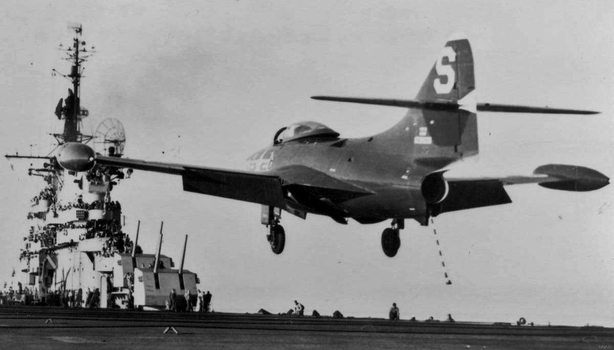 cv-21 uss boxer essex class aircraft carrier f9f-3 panther landing 23