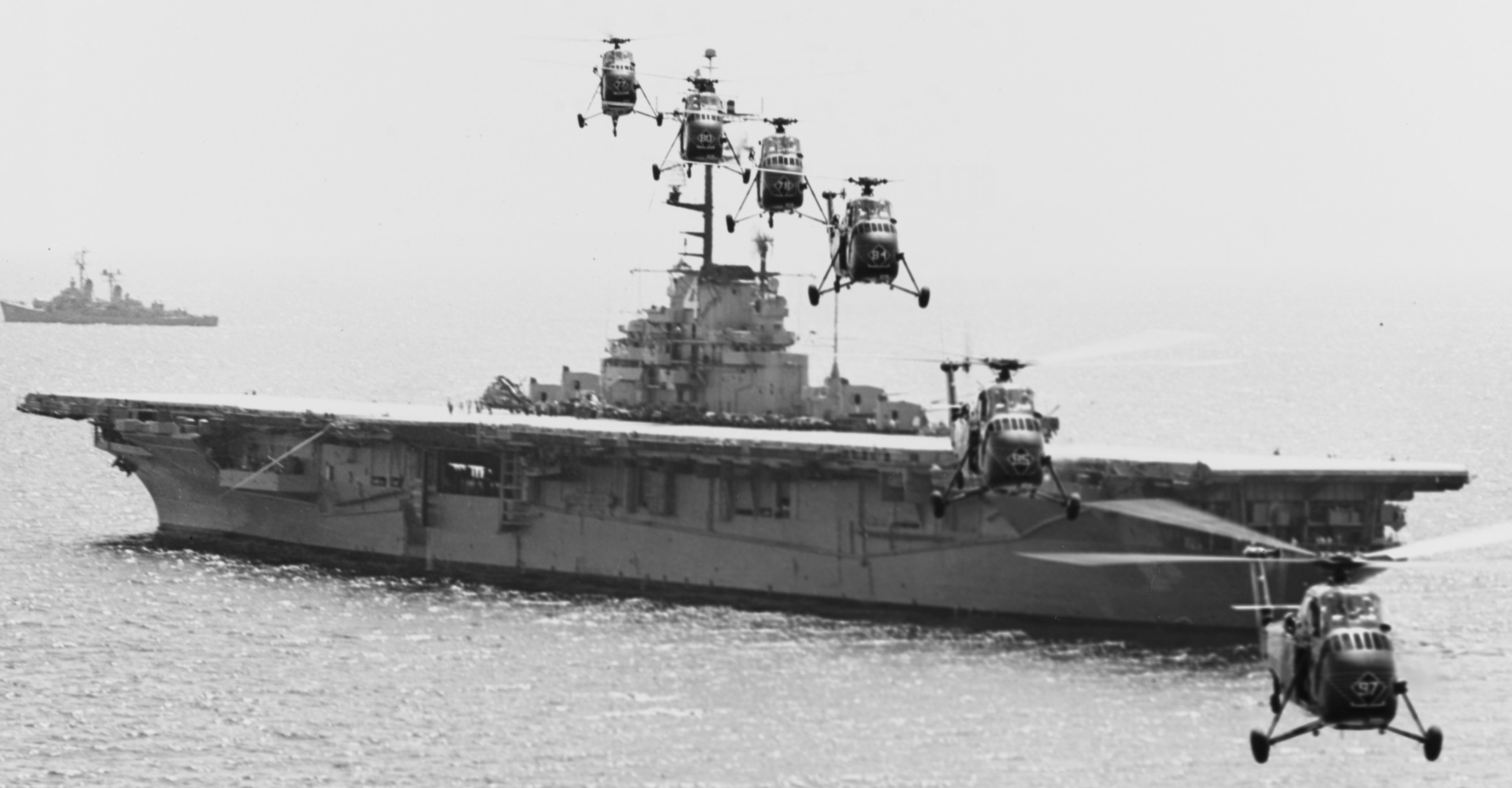 lph-4 uss boxer landing platform helicopter amphibious assault ship us navy 44