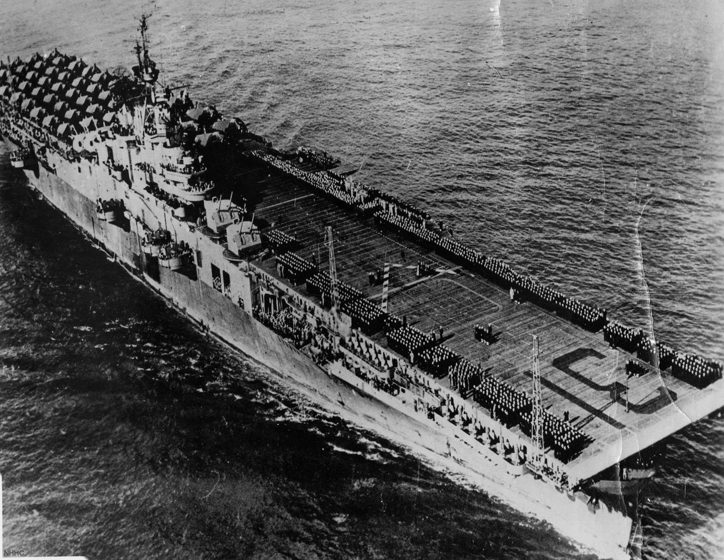 cv-31 uss bon homme richard essex class aircraft carrier 10