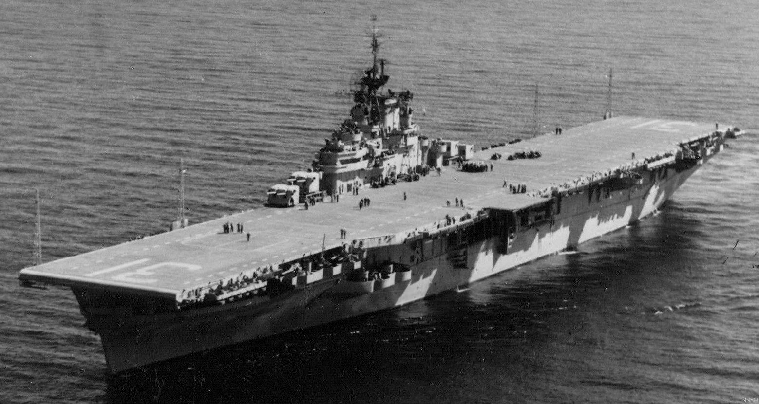 cv-31 uss bon homme richard essex class aircraft carrier 27