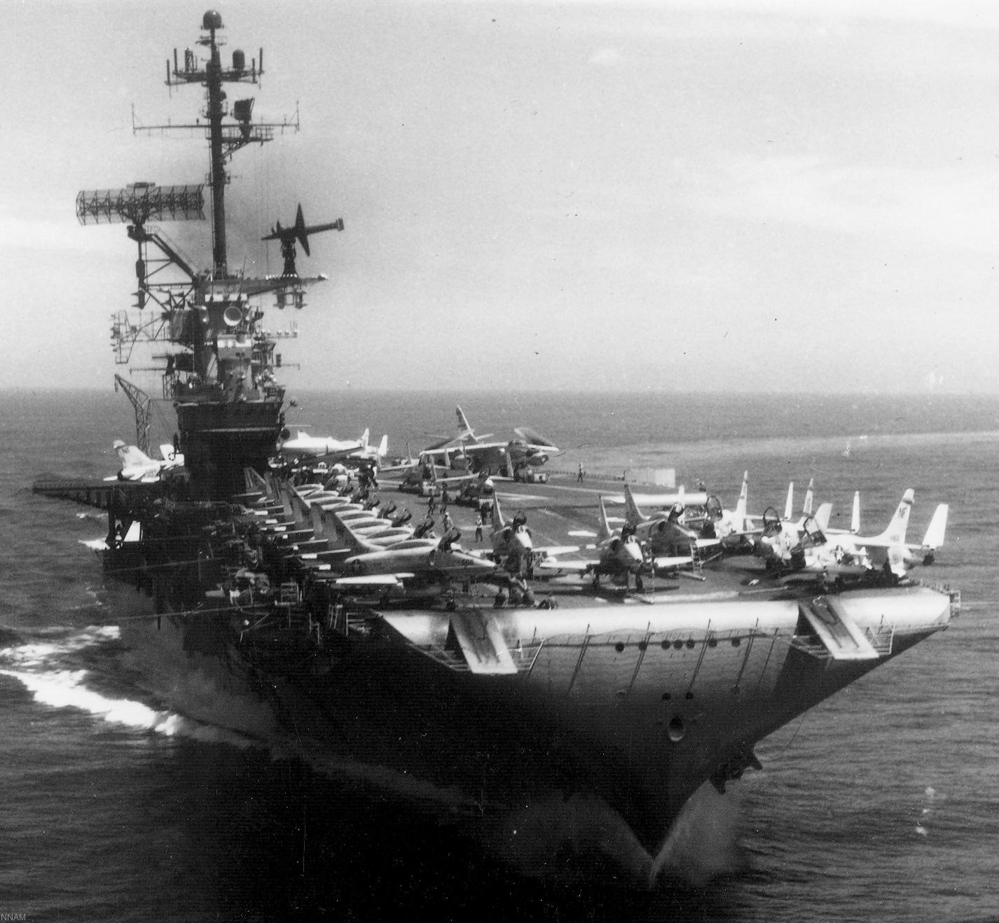 cva-31 uss bon homme richard essex class aircraft carrier air wing cvw-5 73