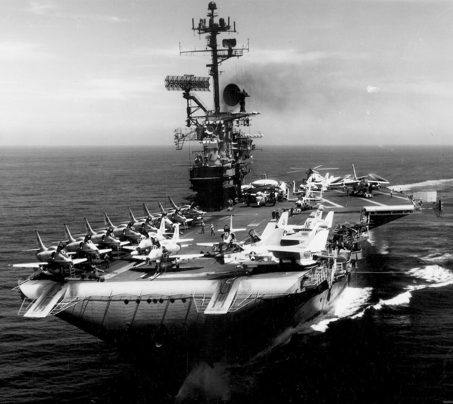 cva-31 uss bon homme richard essex class aircraft carrier air wing cvw-5 80 vietnam war