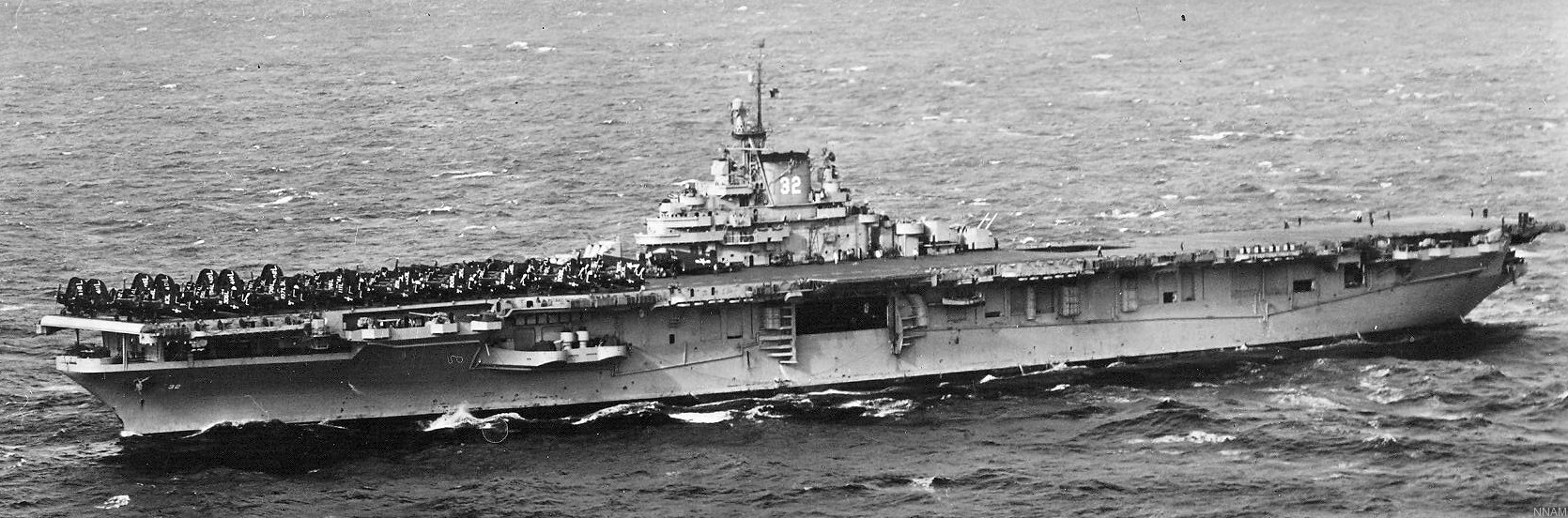 cva-32 uss leyte essex class aircraft carrier air group cvag-7 04