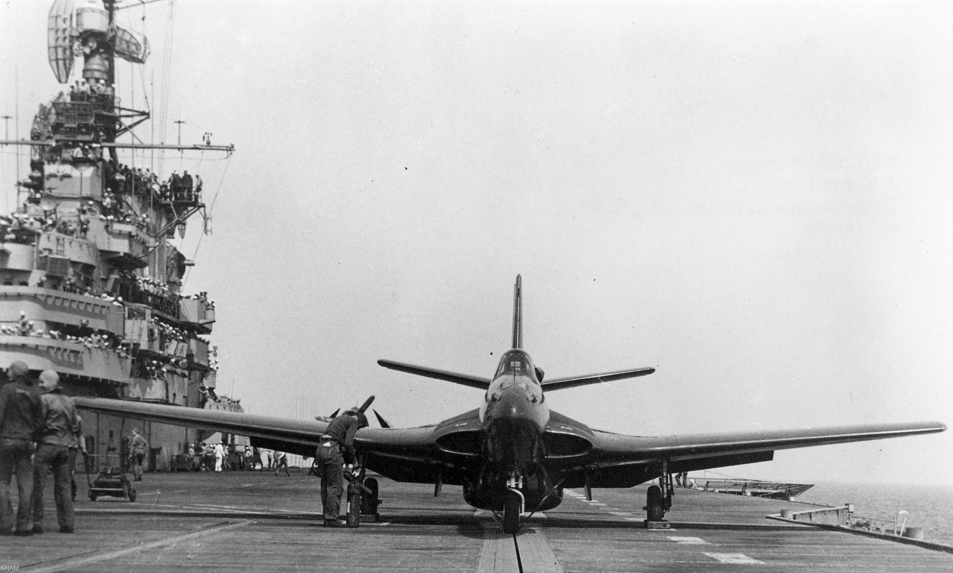 cv-33 uss kearsarge essex class aircraft attack carrier air group cvag 45