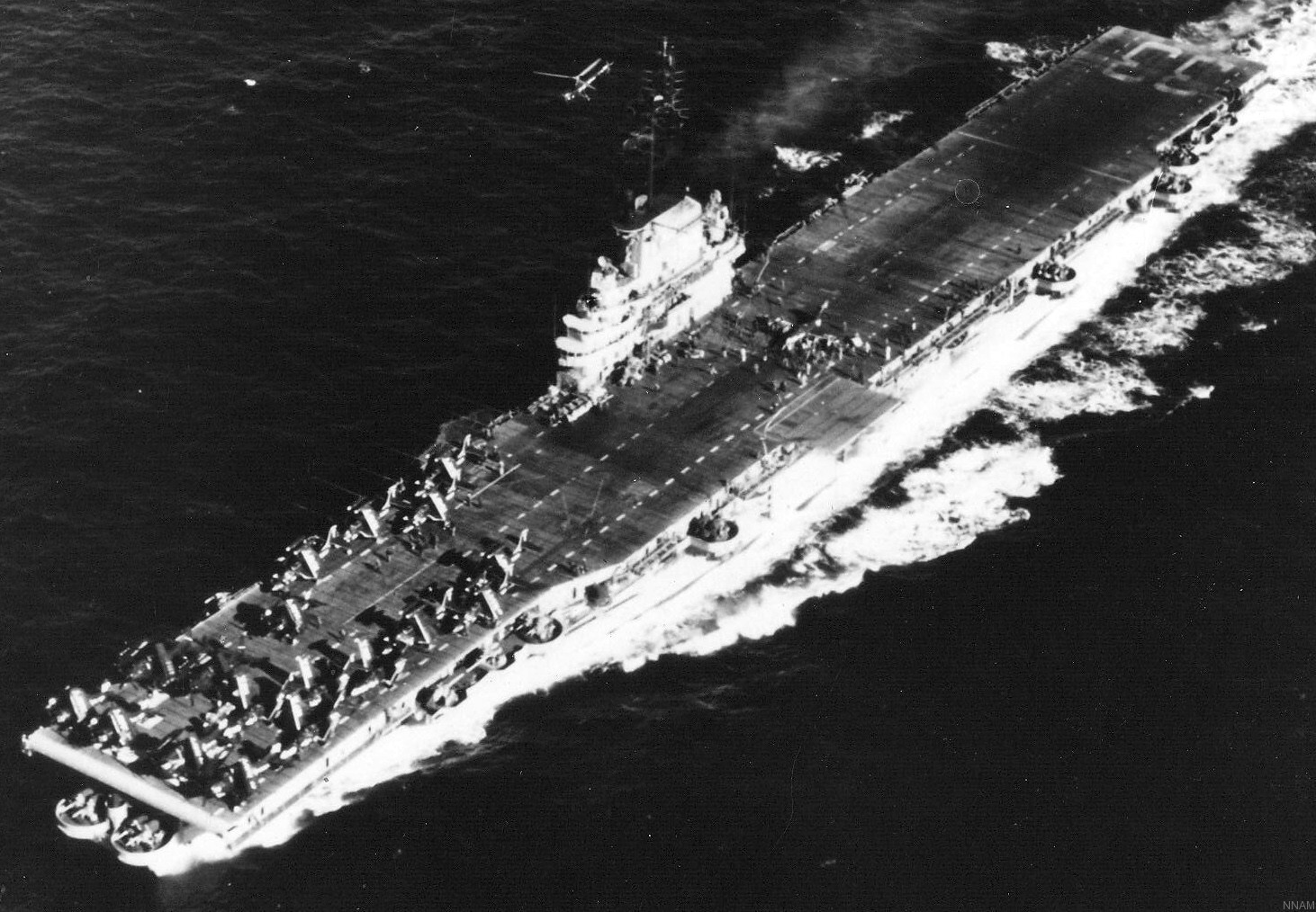 cv-33 uss kearsarge essex class aircraft carrier air group cvg-101 49 scb-27a conversion