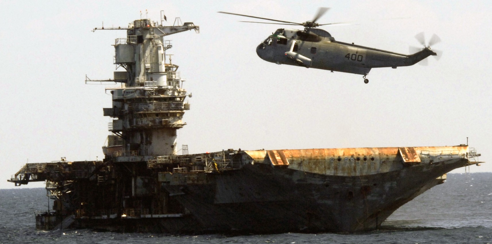 cv-34 uss oriskany essex class aircraft carrier us navy sinking artificial reef off florida 106