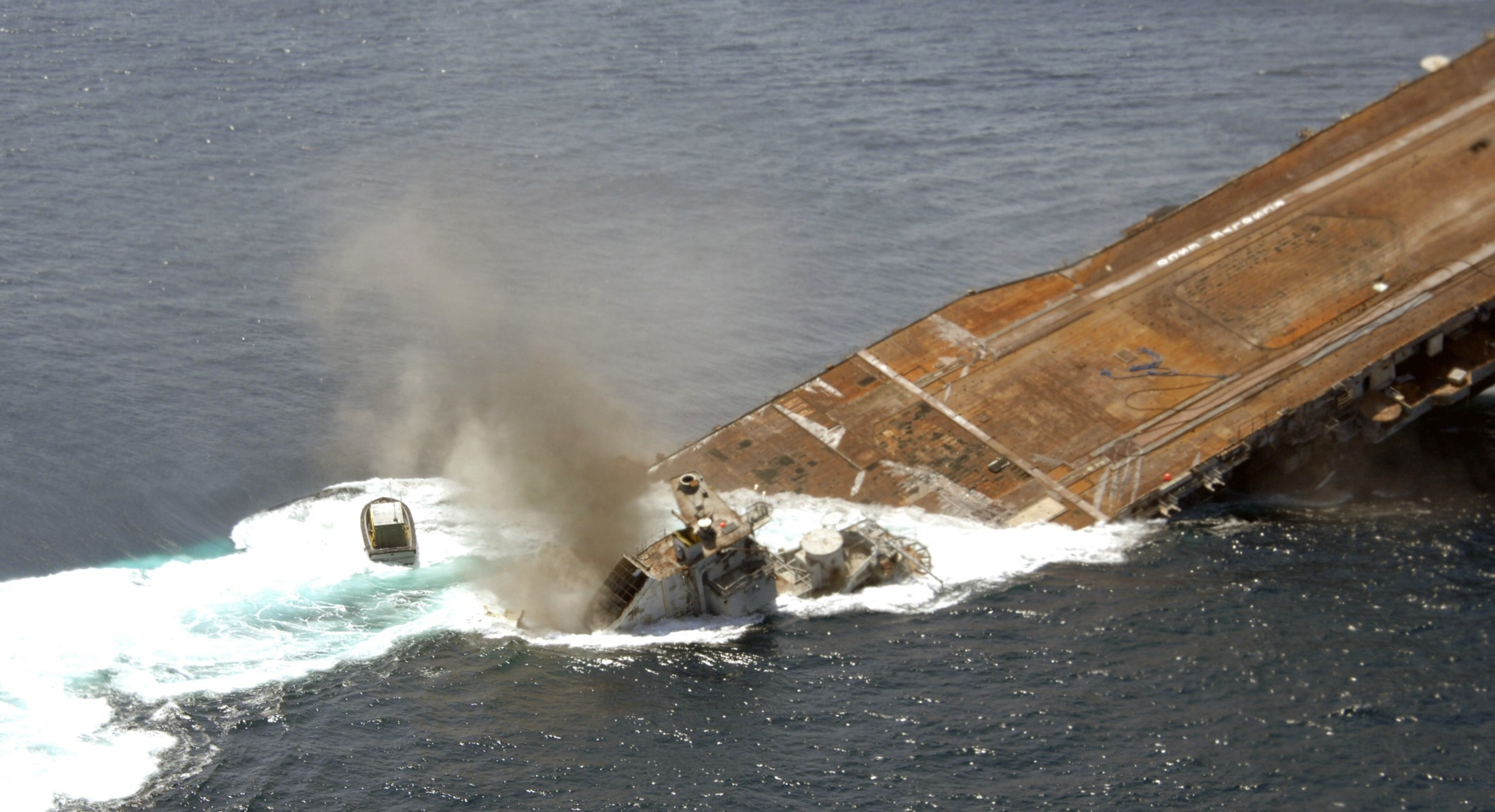 cv-34 uss oriskany essex class aircraft carrier us navy sinking artificial reef off florida 109