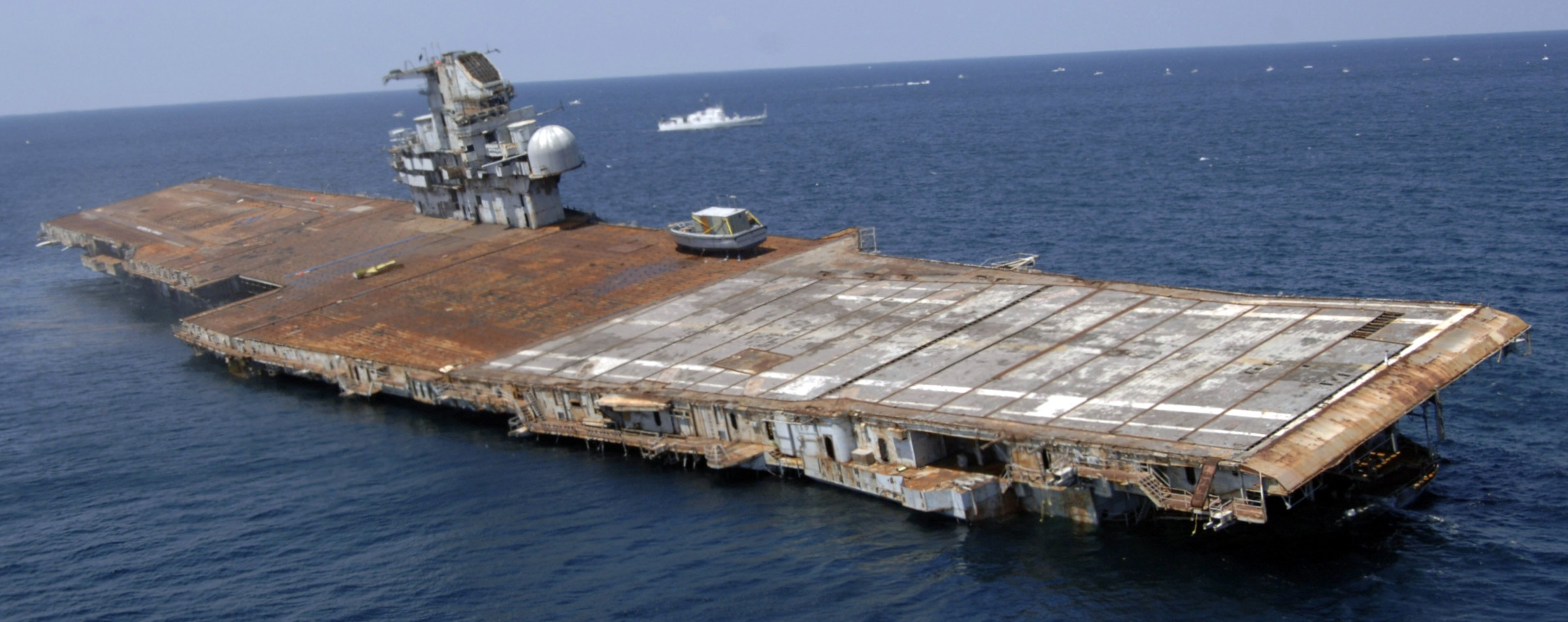cv-34 uss oriskany essex class aircraft carrier us navy sinking artificial reef off florida 118