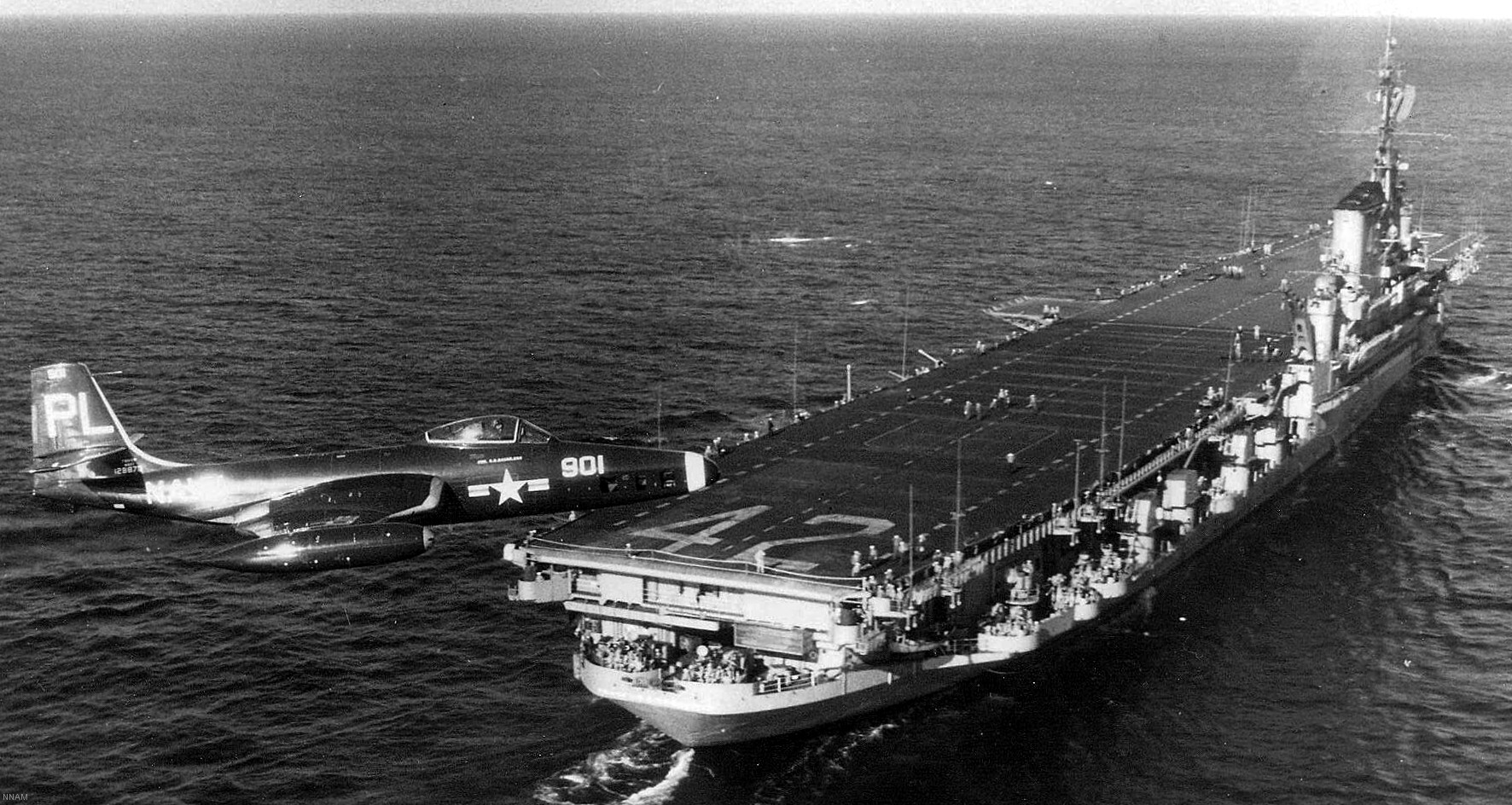 cva-42 uss franklin d. roosevelt midway class aircraft carrier 23