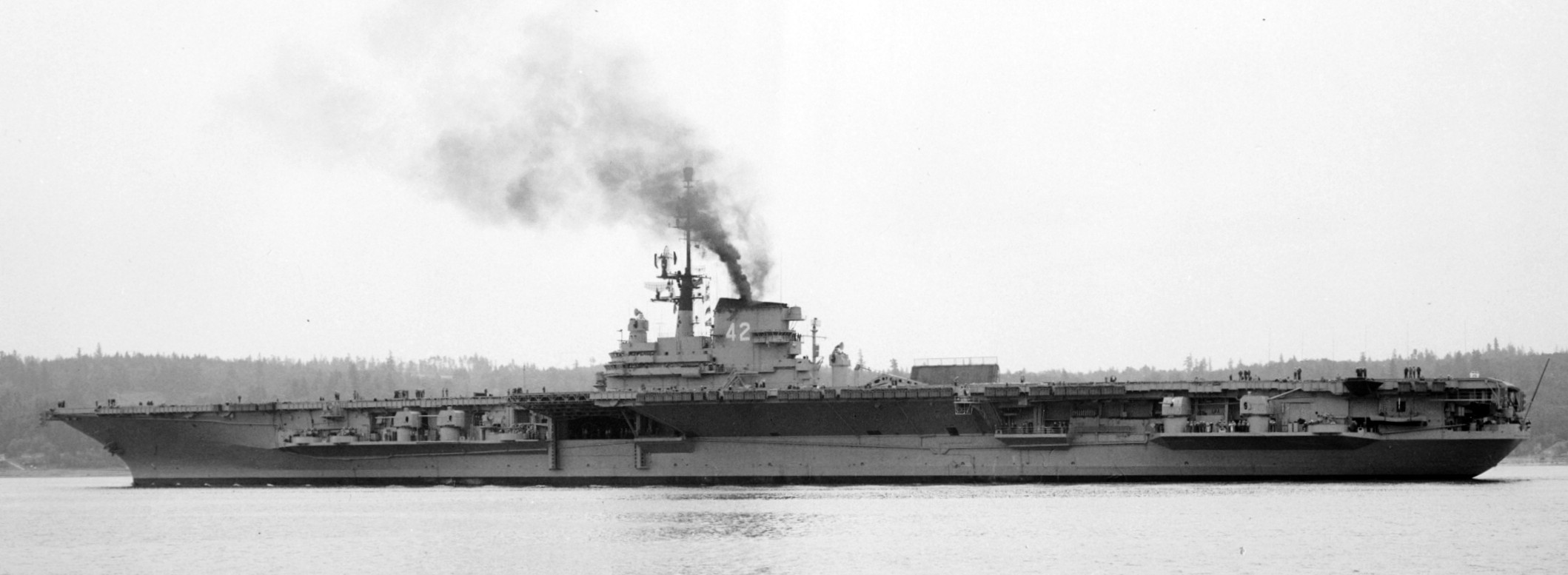 cva-42 uss franklin d. roosevelt midway class aircraft carrier 48 puget sound naval shipyard washington