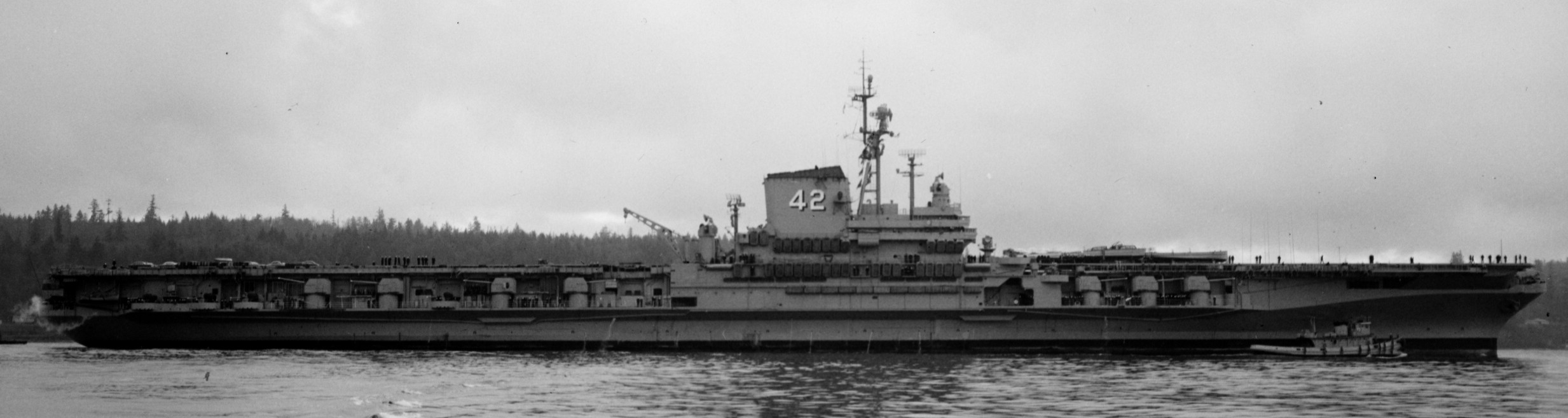 cva-42 uss franklin d. roosevelt midway class aircraft carrier 65