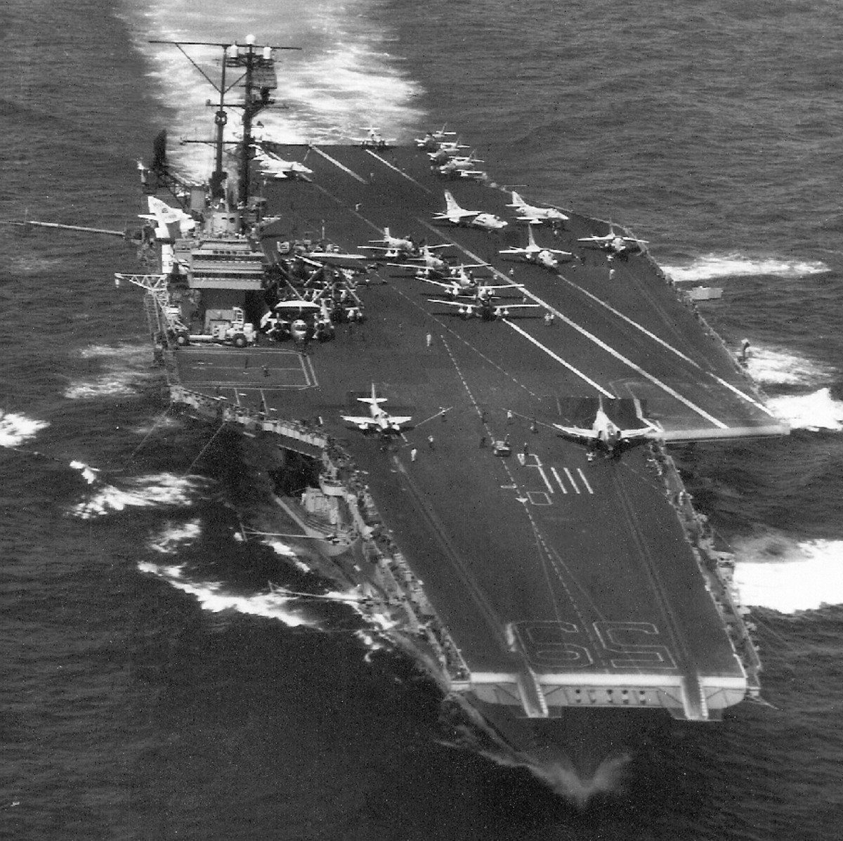 cv-59 uss forrestal aircraft carrier air wing cvw-8 us navy 47