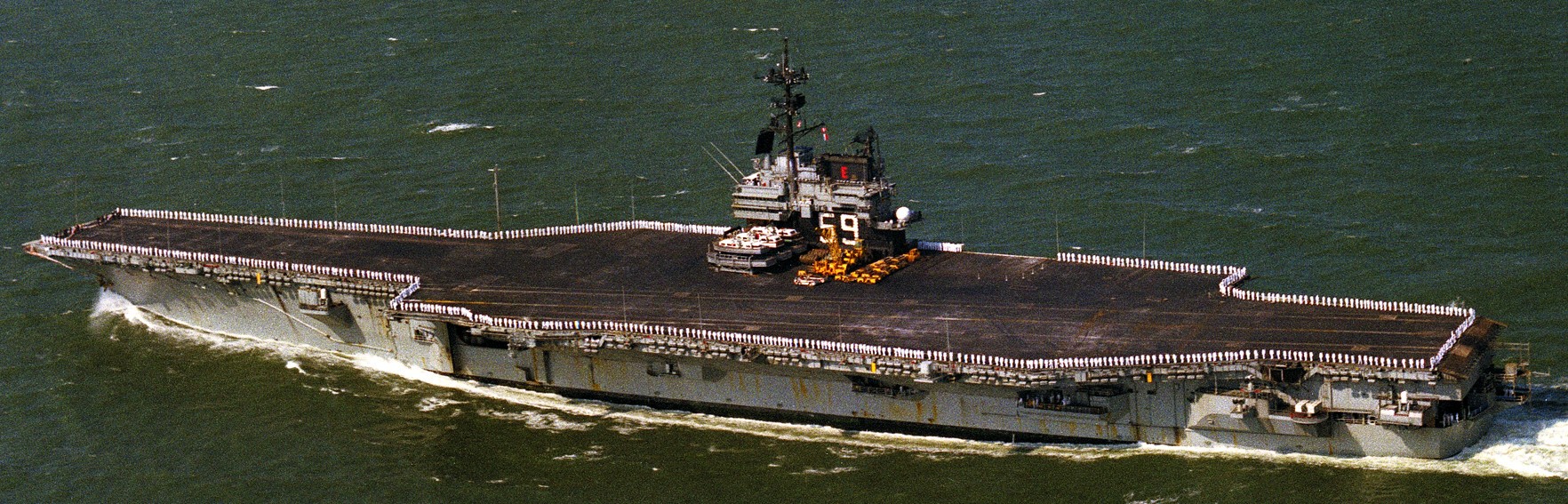 cv-59 uss forrestal aircraft carrier us navy 81