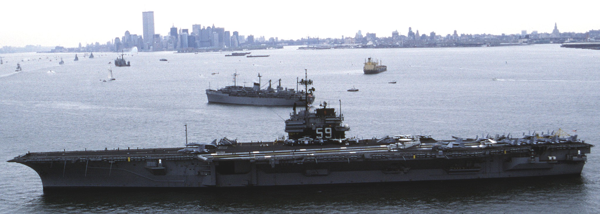 cv-59 uss forrestal aircraft carrier us navy fleet week new york 1989 96