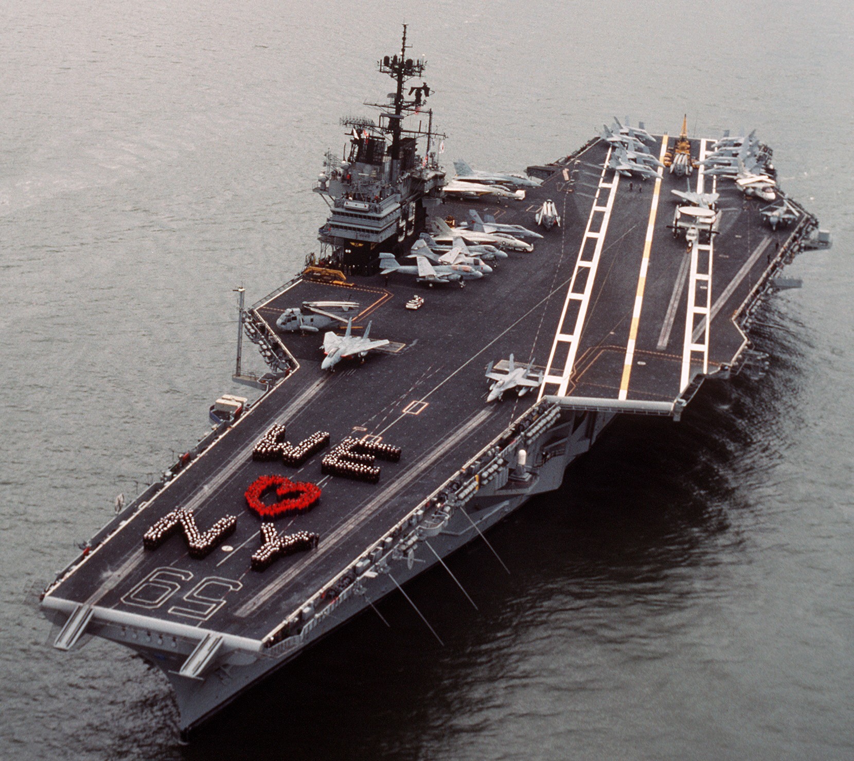 cv-59 uss forrestal aircraft carrier us navy fleet week new york 1989 101