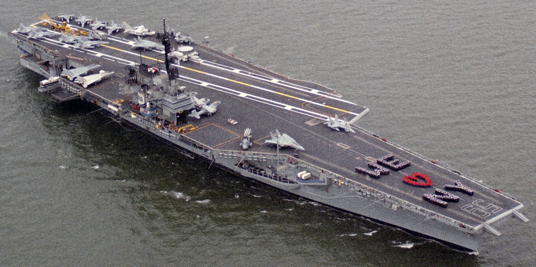 cv-59 uss forrestal aircraft carrier us navy fleet week new york 1989 104