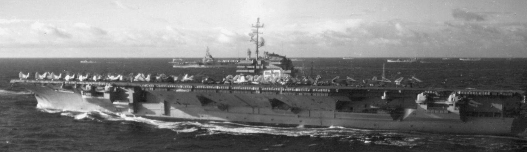 cv-60 uss saratoga forrestal class aircraft carrier air group cvg-7 nato exercise strike back 1957 21