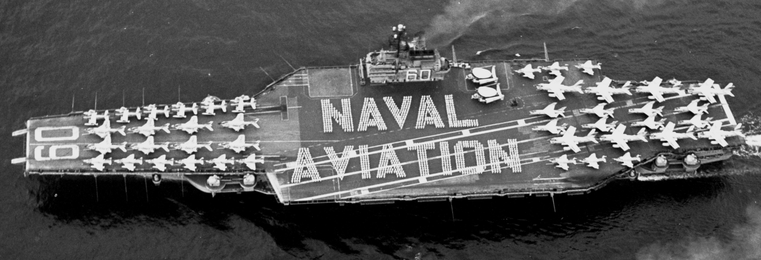 cv-60 uss saratoga forrestal class aircraft carrier air group cvg-3 us navy 32