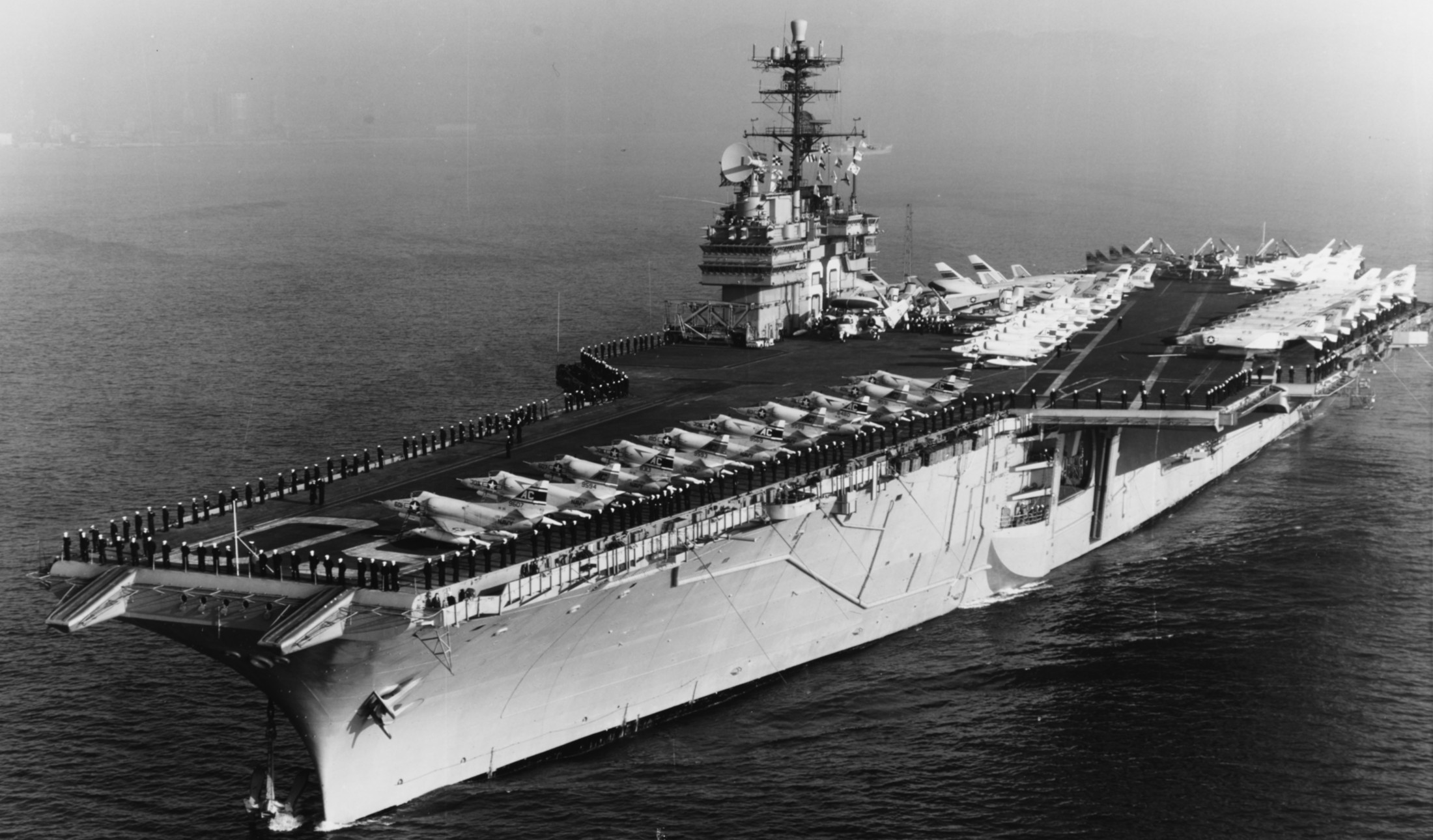 cv-60 uss saratoga forrestal class aircraft carrier air wing cvw-3 us navy barcelona spain 1965 36