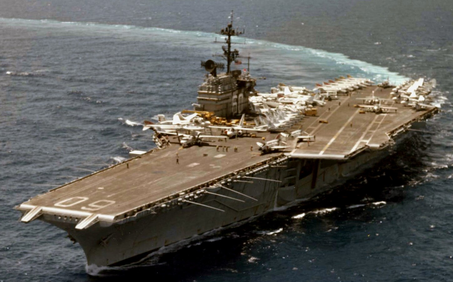 cv-60 uss saratoga forrestal class aircraft carrier air wing cvw-3 us navy 44
