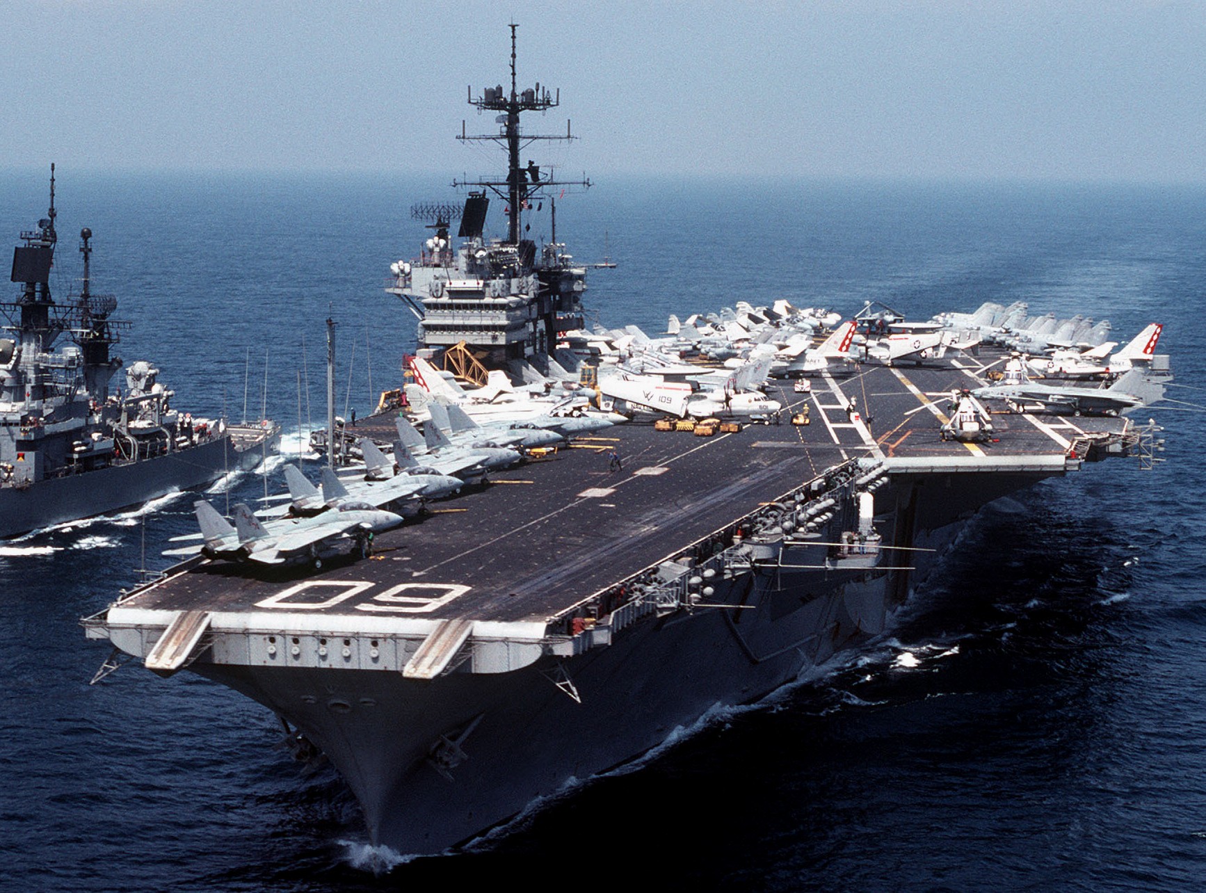 cv-60 uss saratoga forrestal class aircraft carrier air wing cvw-17 us navy 69