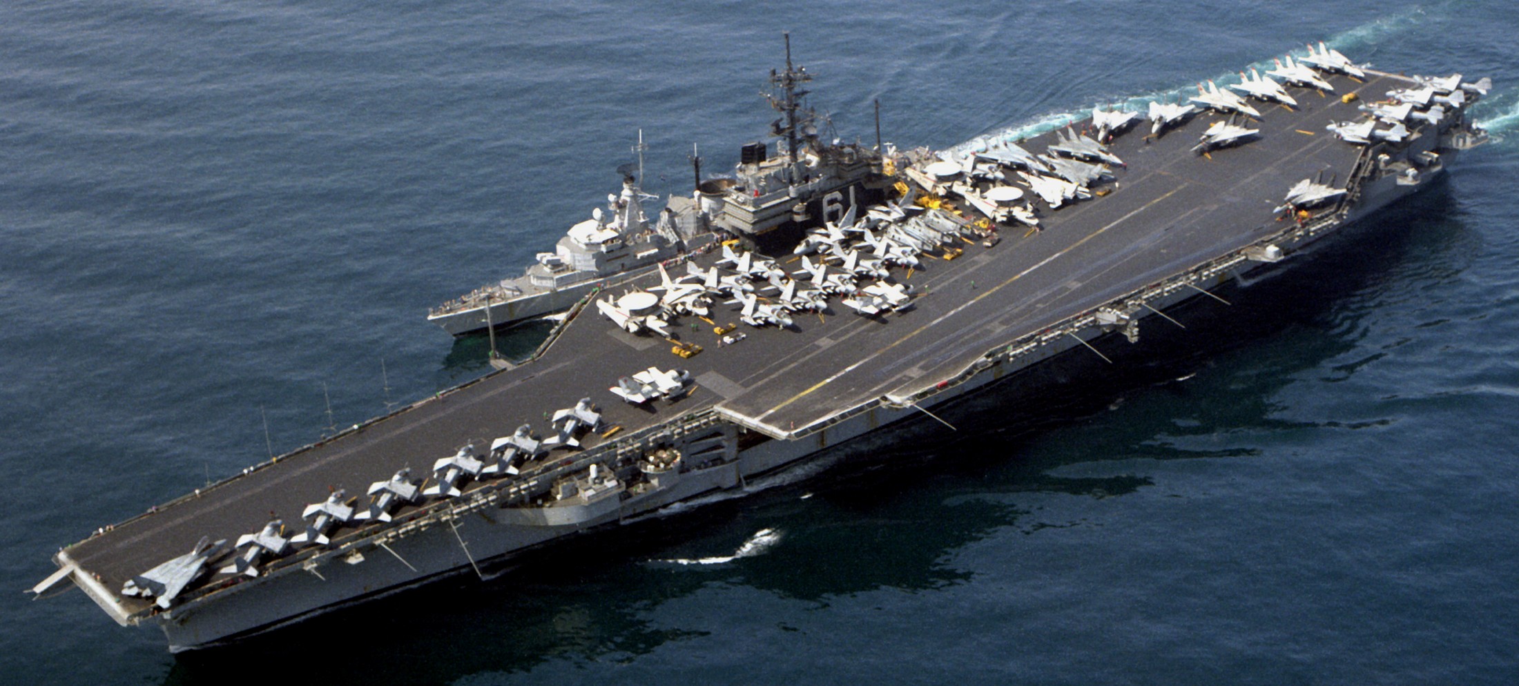 cv-61 uss ranger forrestal class aircraft carrier air wing cvw-2 us navy desert storm 1991 95