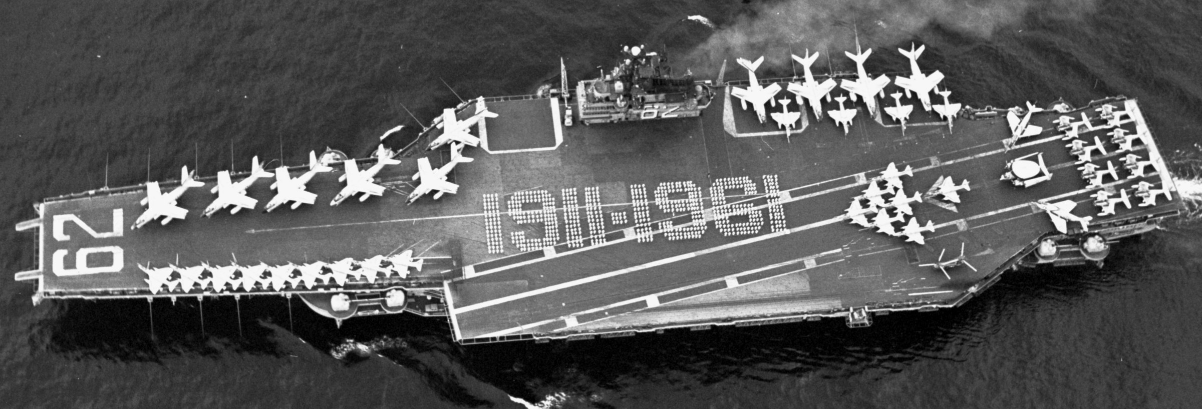 uss independence cv-62 forrestal class aircraft carrier naval aviation 50th anniversary 1961 07