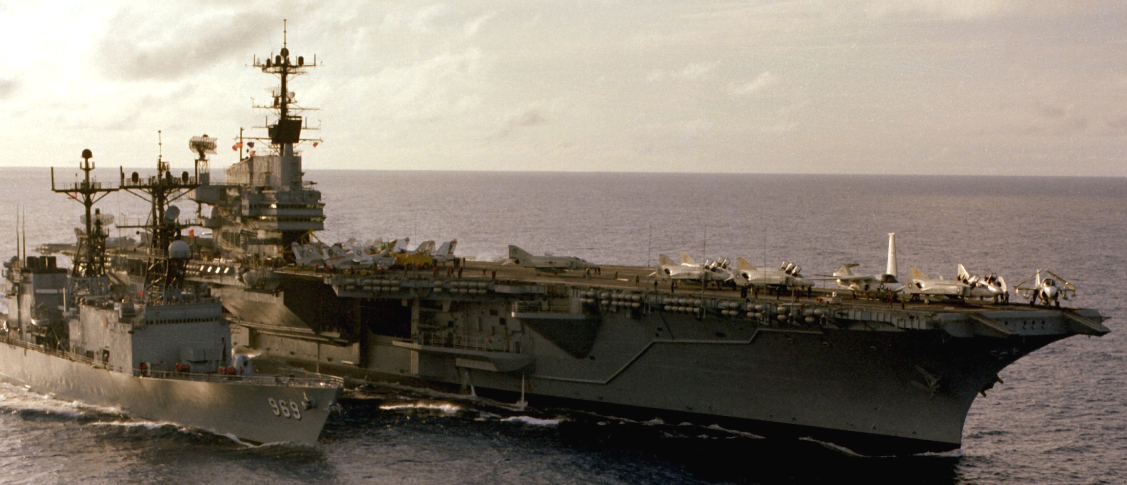 uss independence cv-62 forrestal class aircraft carrier air wing cvw-6 37
