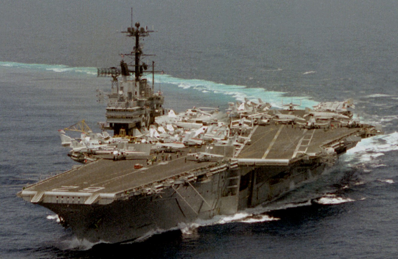 uss independence cv-62 forrestal class aircraft carrier air wing cvw-6 39