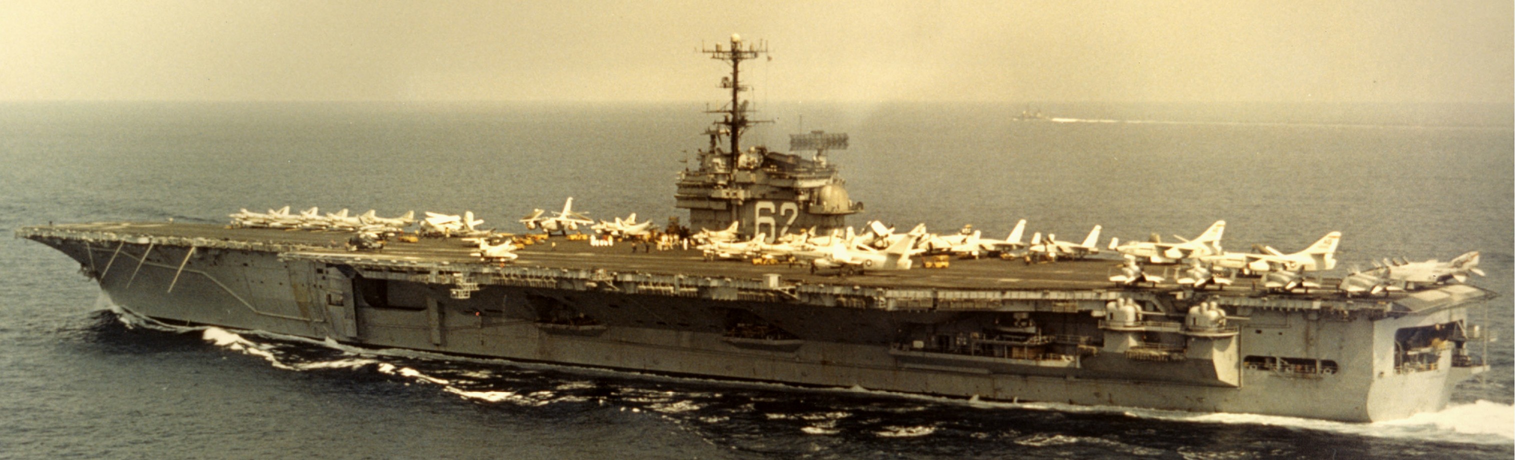 uss independence cv-62 forrestal class aircraft carrier air wing cvw-7 88