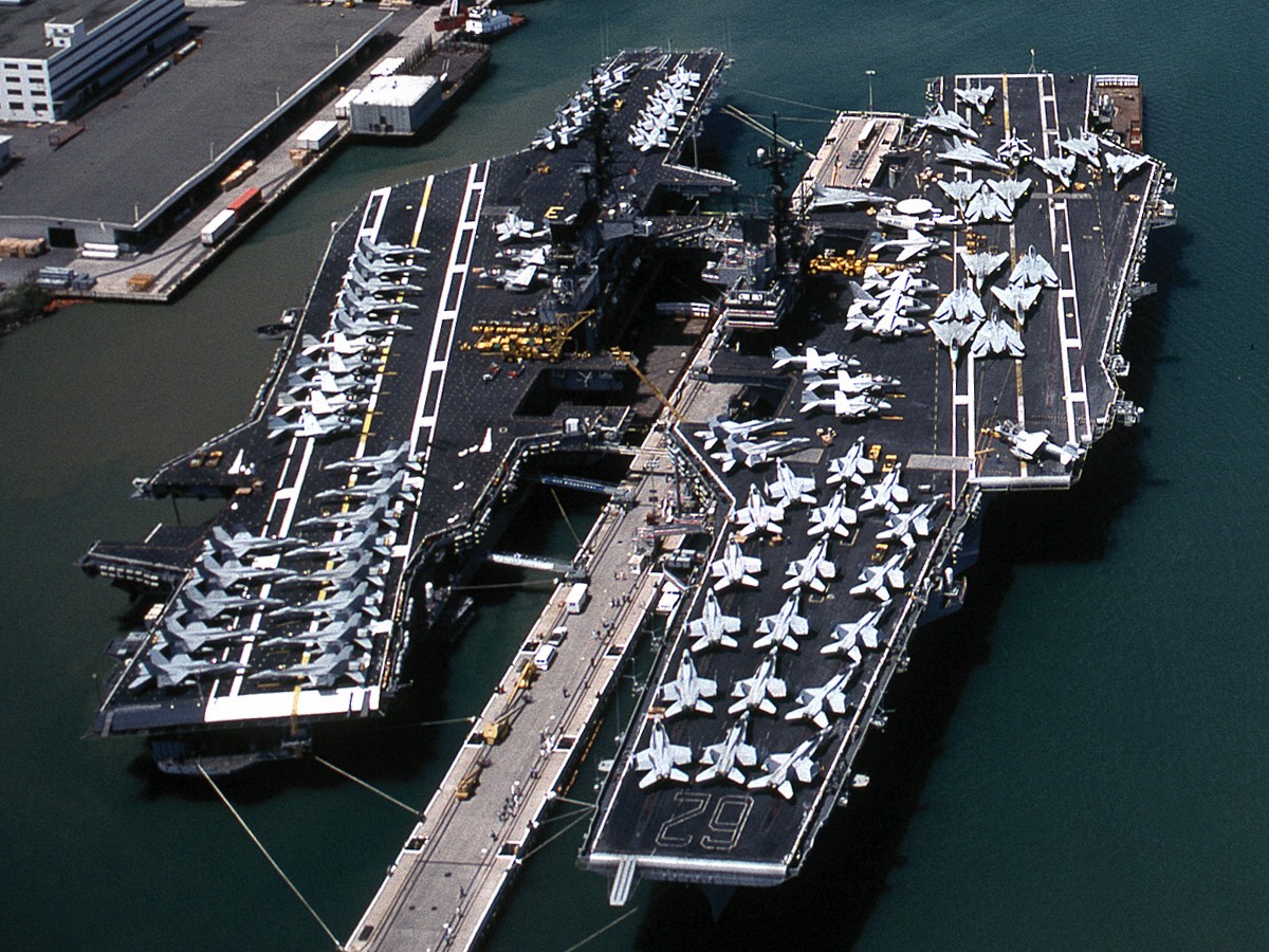 uss independence cv-62 forrestal class aircraft carrier air wing cvw-5 94