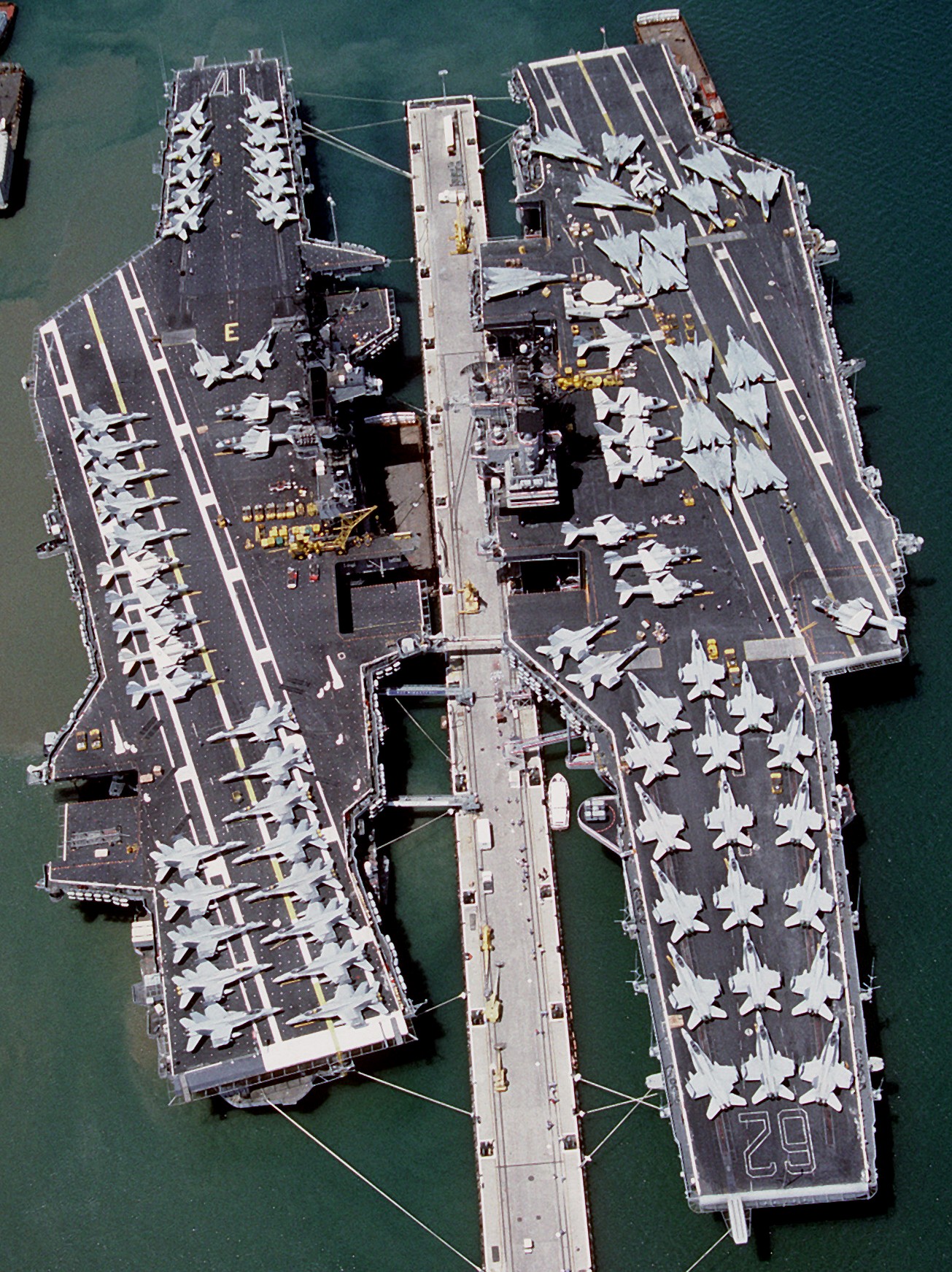 uss independence cv-62 forrestal class aircraft carrier uss midway cv-41 swap 1991 98