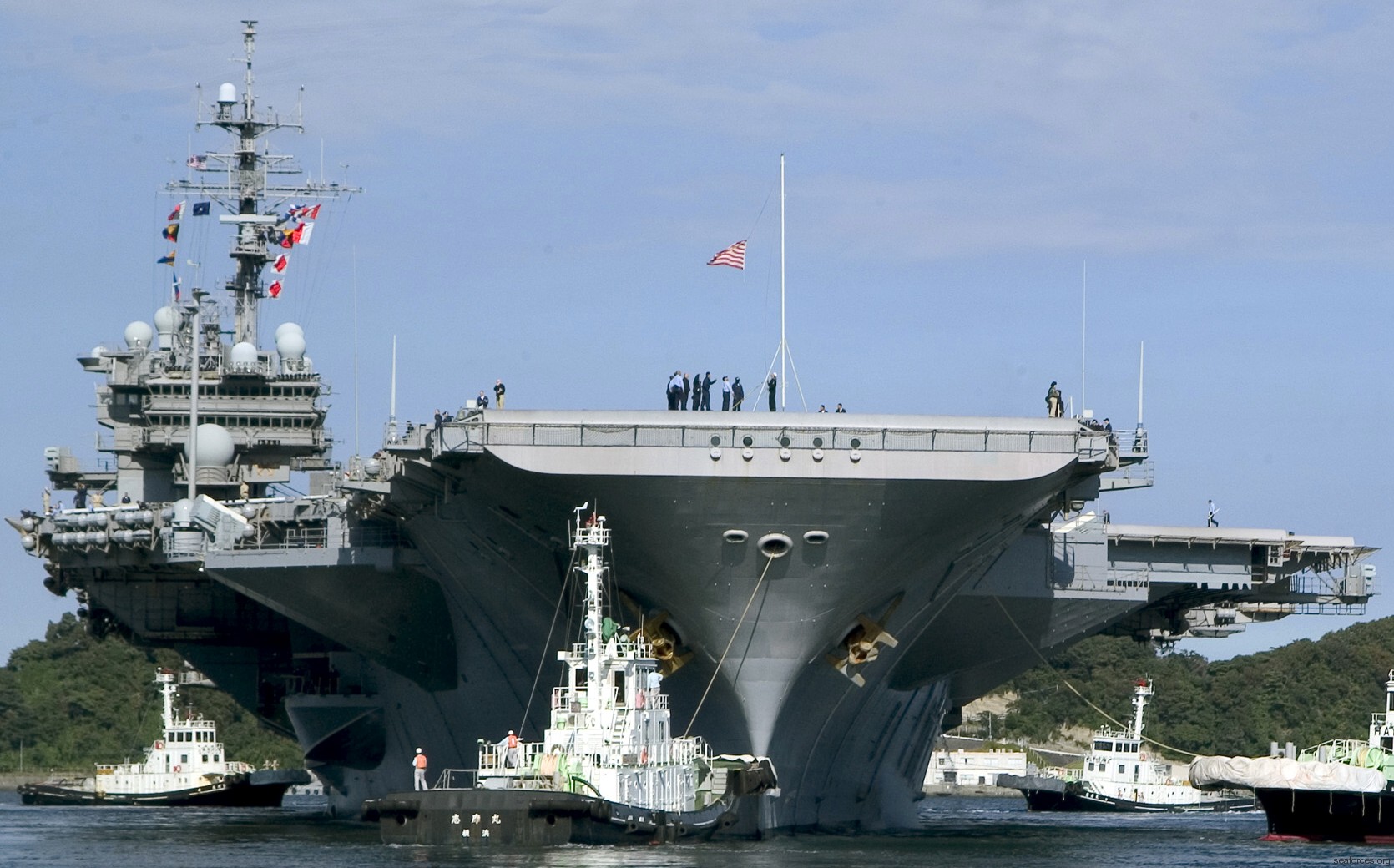 cv-63 uss kitty hawk aircraft carrier 85 yokosuka japan