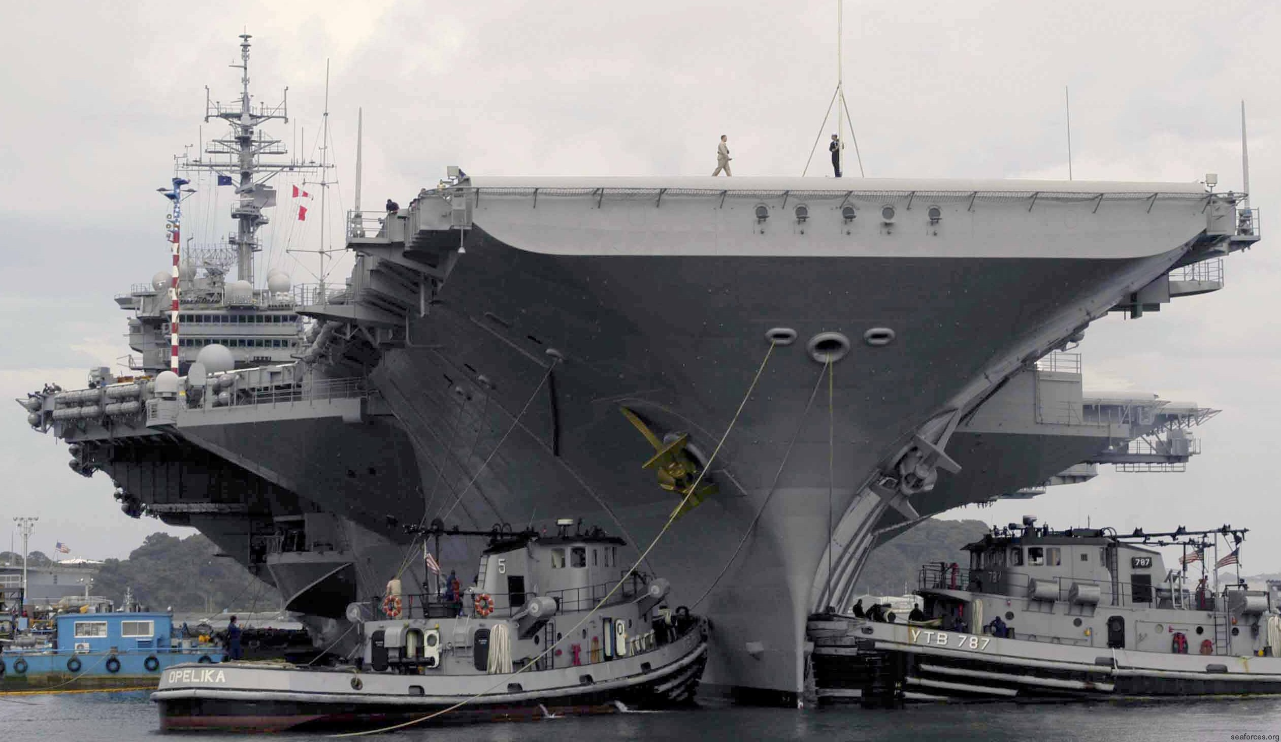 cv-63 uss kitty hawk aircraft carrier yokosuka us navy 199
