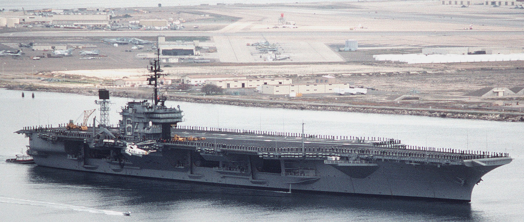 cv-64 uss constellation kitty hawk class aircraft carrier us navy nas north island california 113