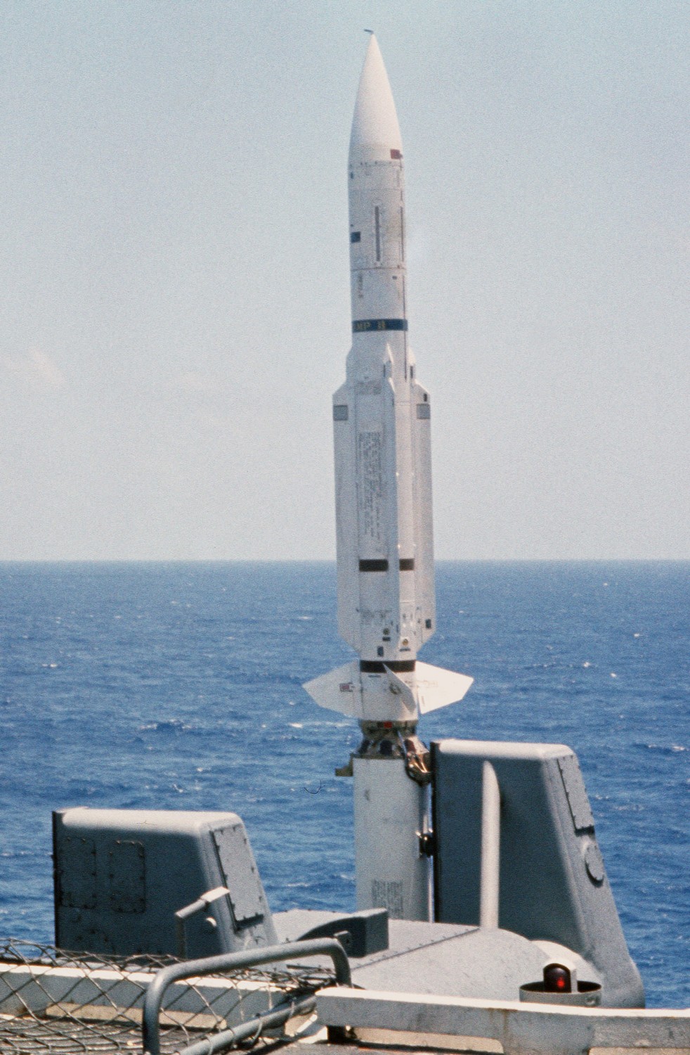 cv-66 uss america kitty hawk class aircraft carrier us navy rim-67b standard sm-2er missile 24