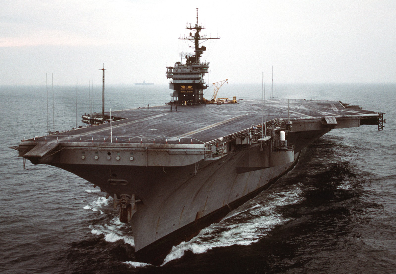 cv-67 uss john f. kennedy aircraft carrier us navy operation desert storm shield 36